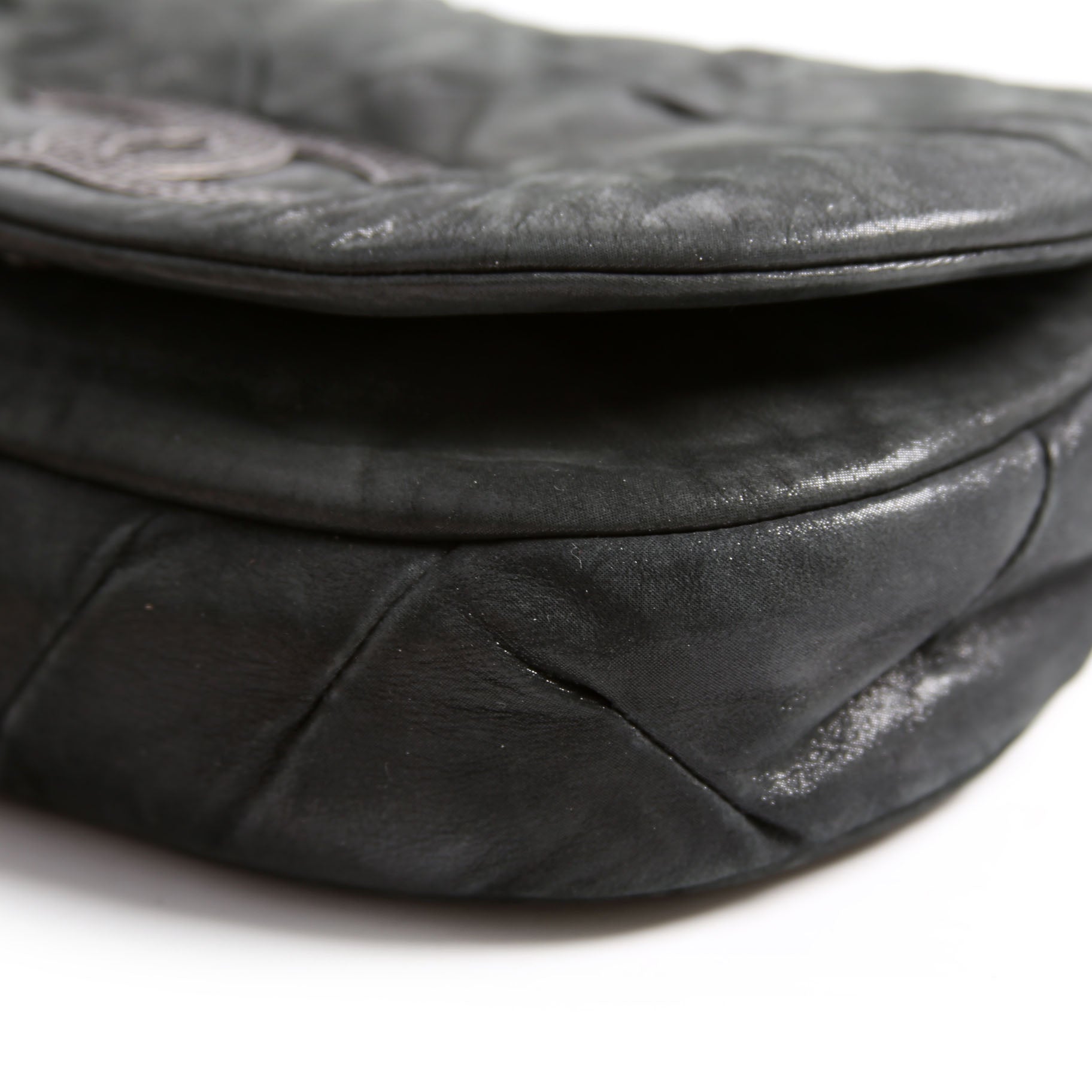 Glint Accordion Flap Iridescent Calfskin Black