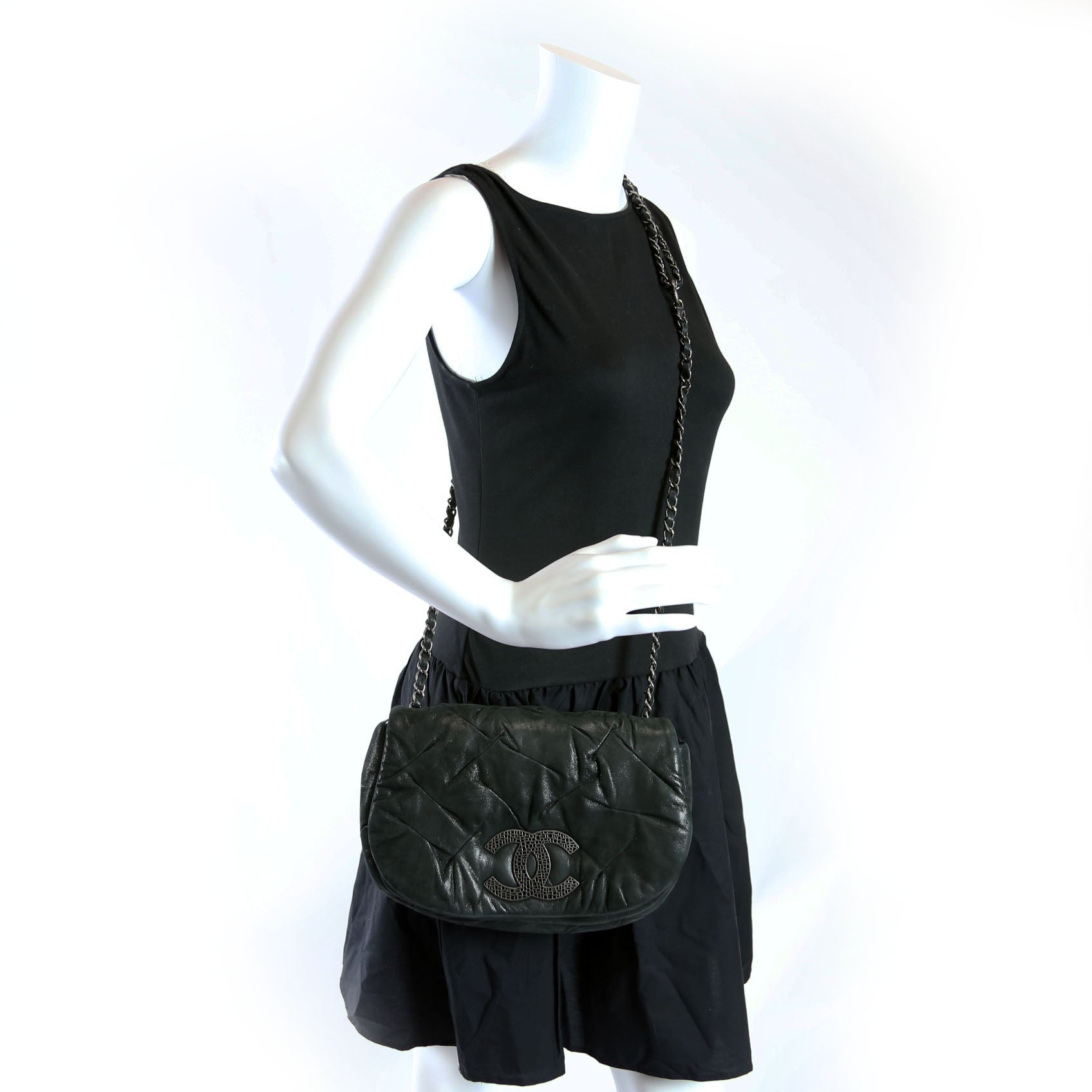 Glint Accordion Flap Iridescent Calfskin Black