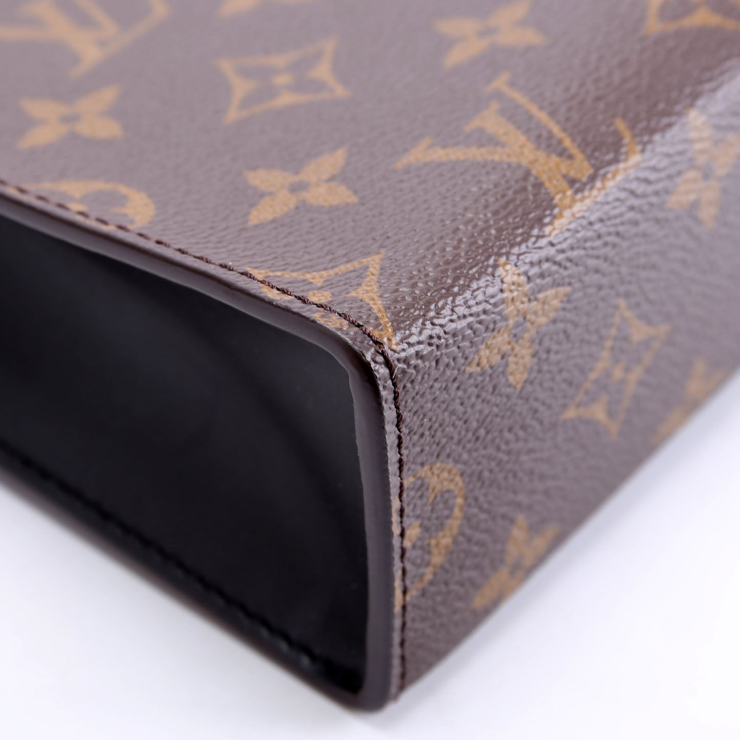 Pochette Toilette NM Monogram