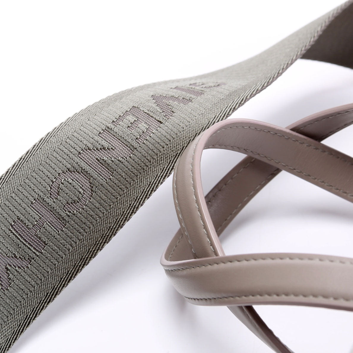 Medium G-Tote Canvas Shopping Tote Grey