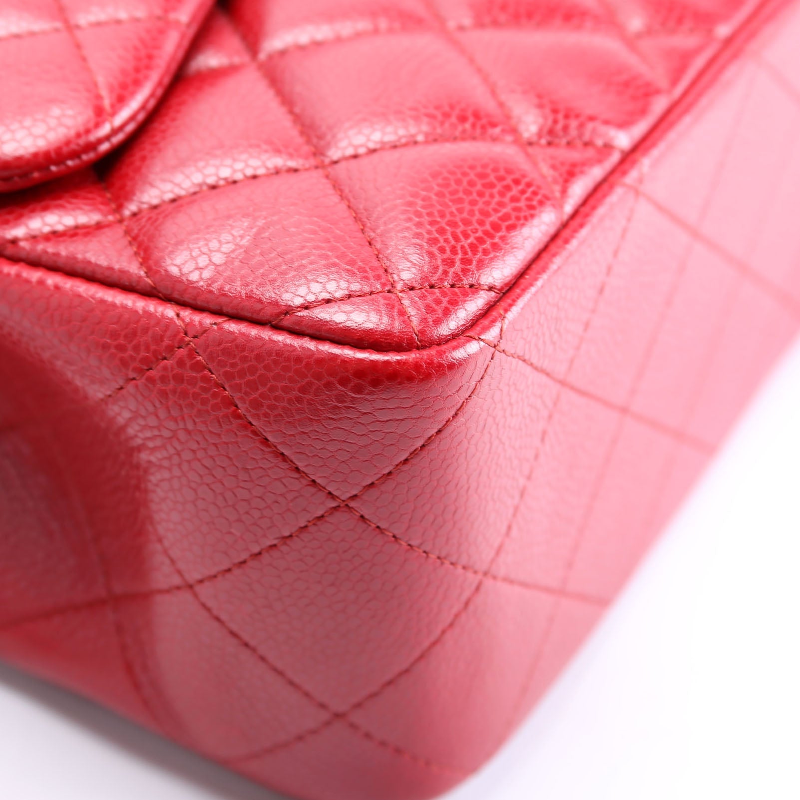 Classic Flap Jumbo Caviar 16M Red