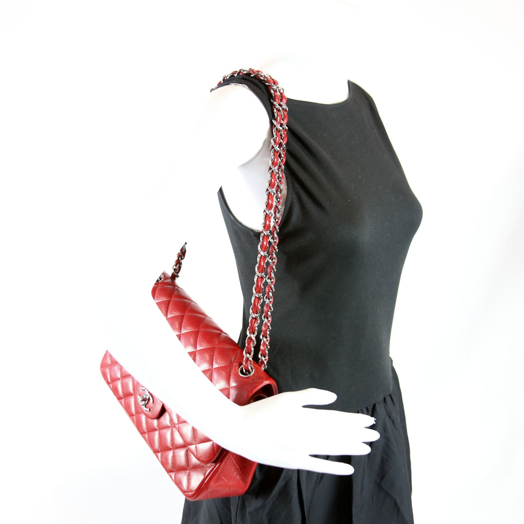 Classic Flap Jumbo Caviar 16M Red