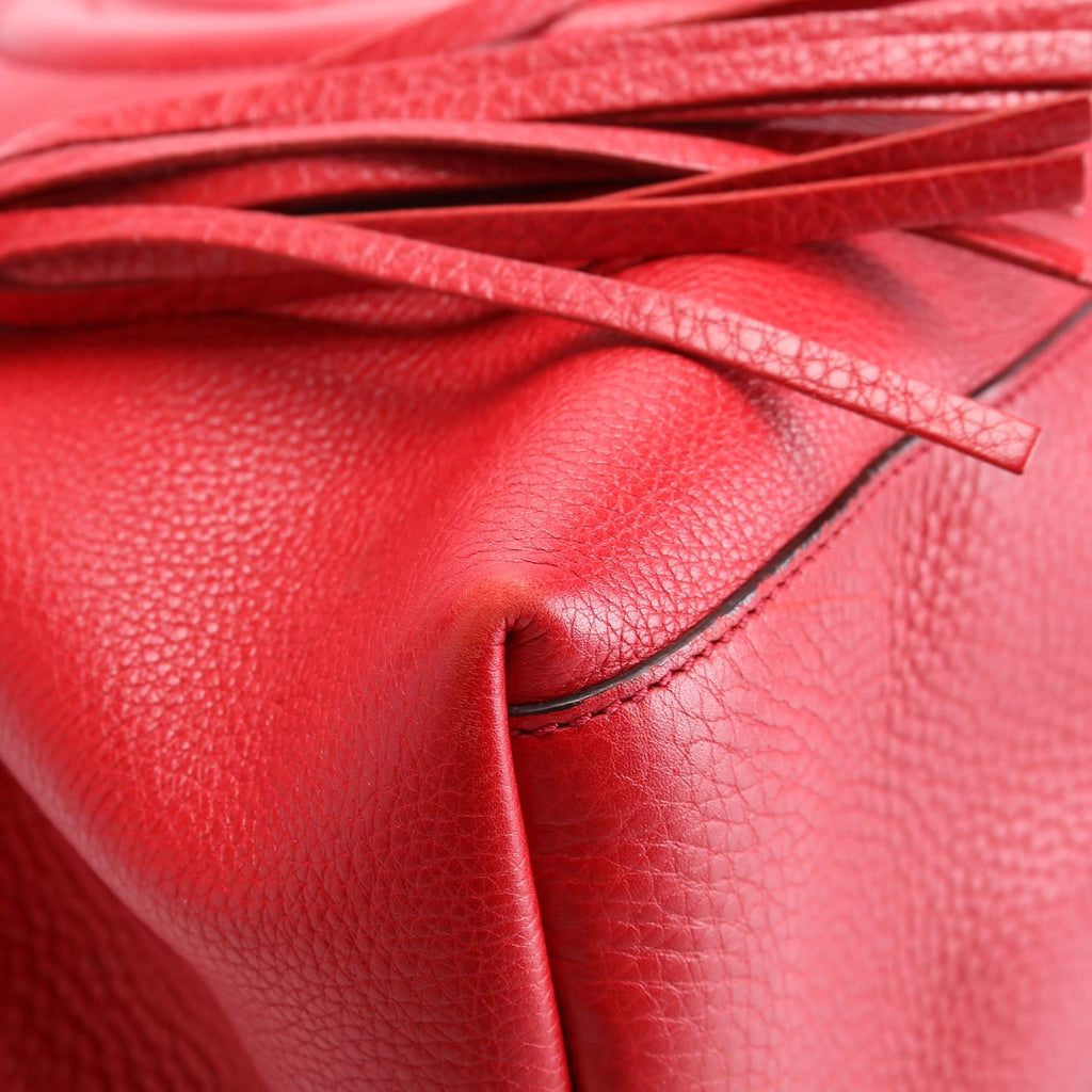 308982 Soho Leather Shoulder Medium Red
