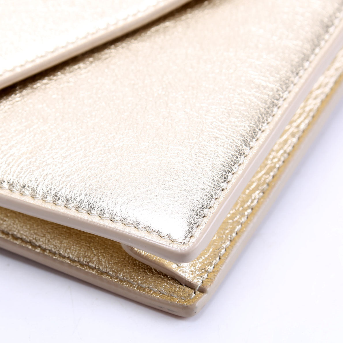 Envelope Chain Wallet Metallic Calfskin 402031 Gold