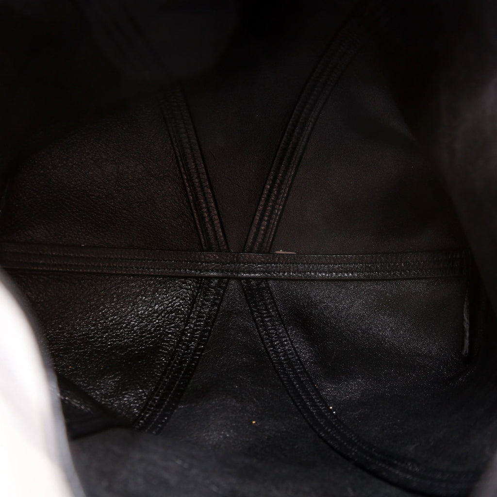 Spin Tote Grained Leather Black
