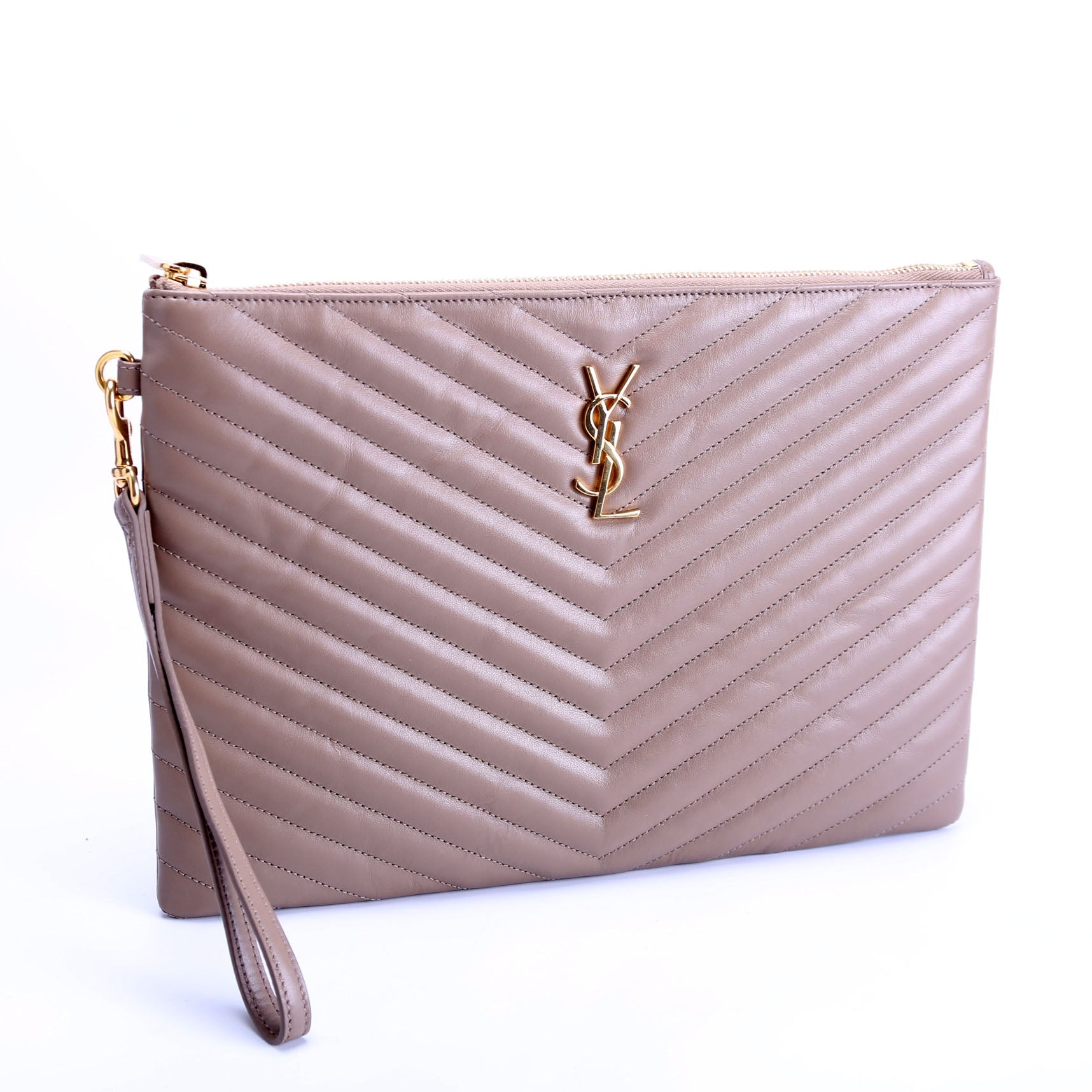 559193 A5 Matelasse Pouch Tan