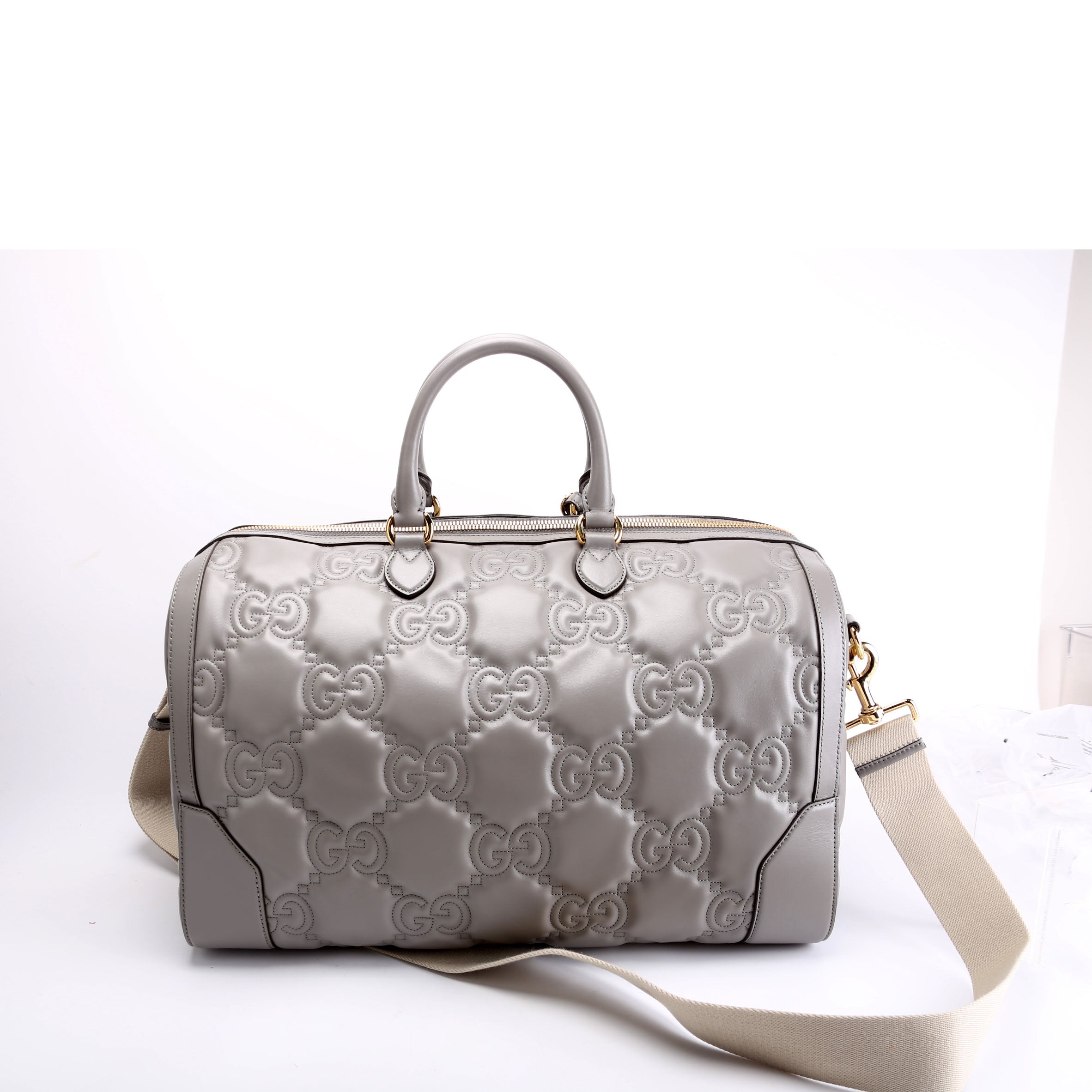 700762 GG Matelasse Calfskin Duffle Medium Gray