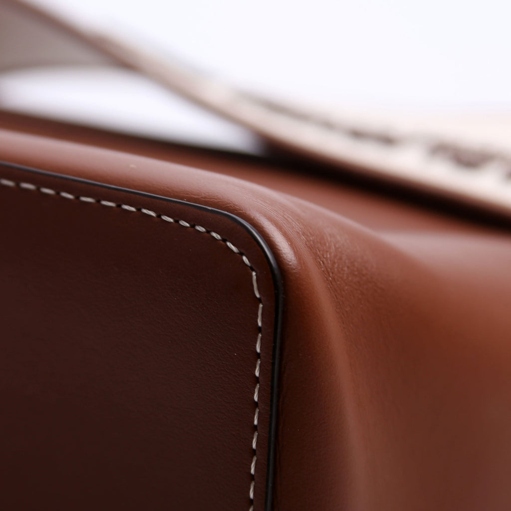 Note Crossbody Leather Brown