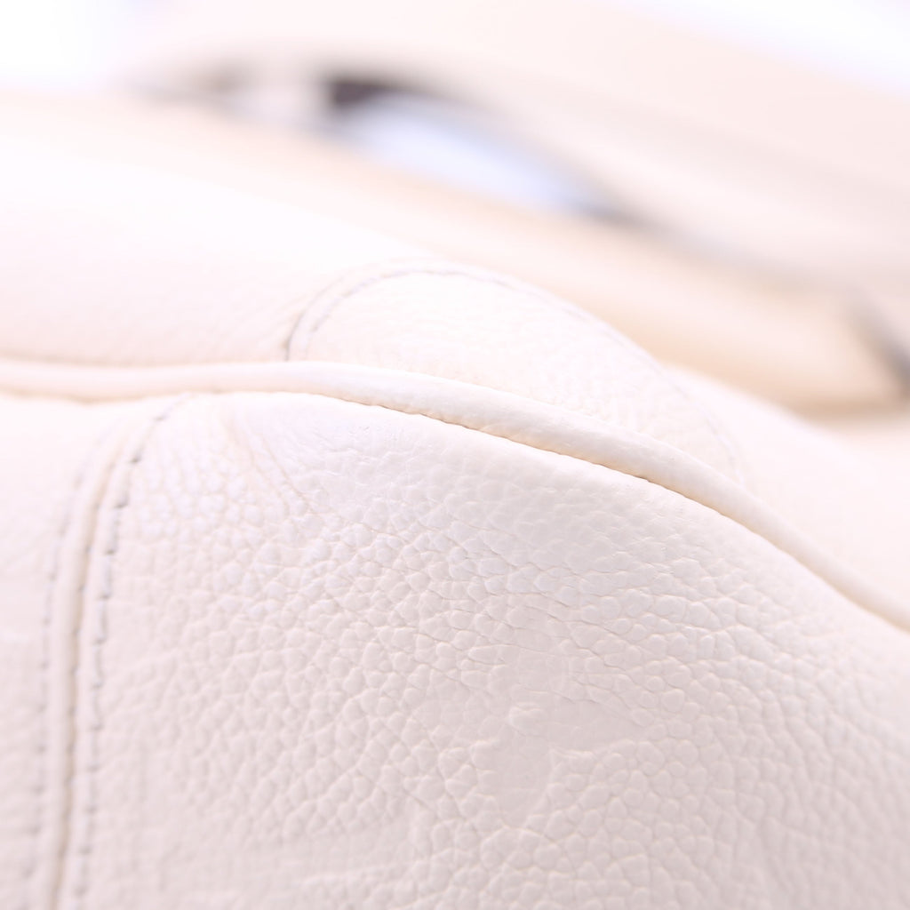 Trianon PM NM Giant Empreinte White