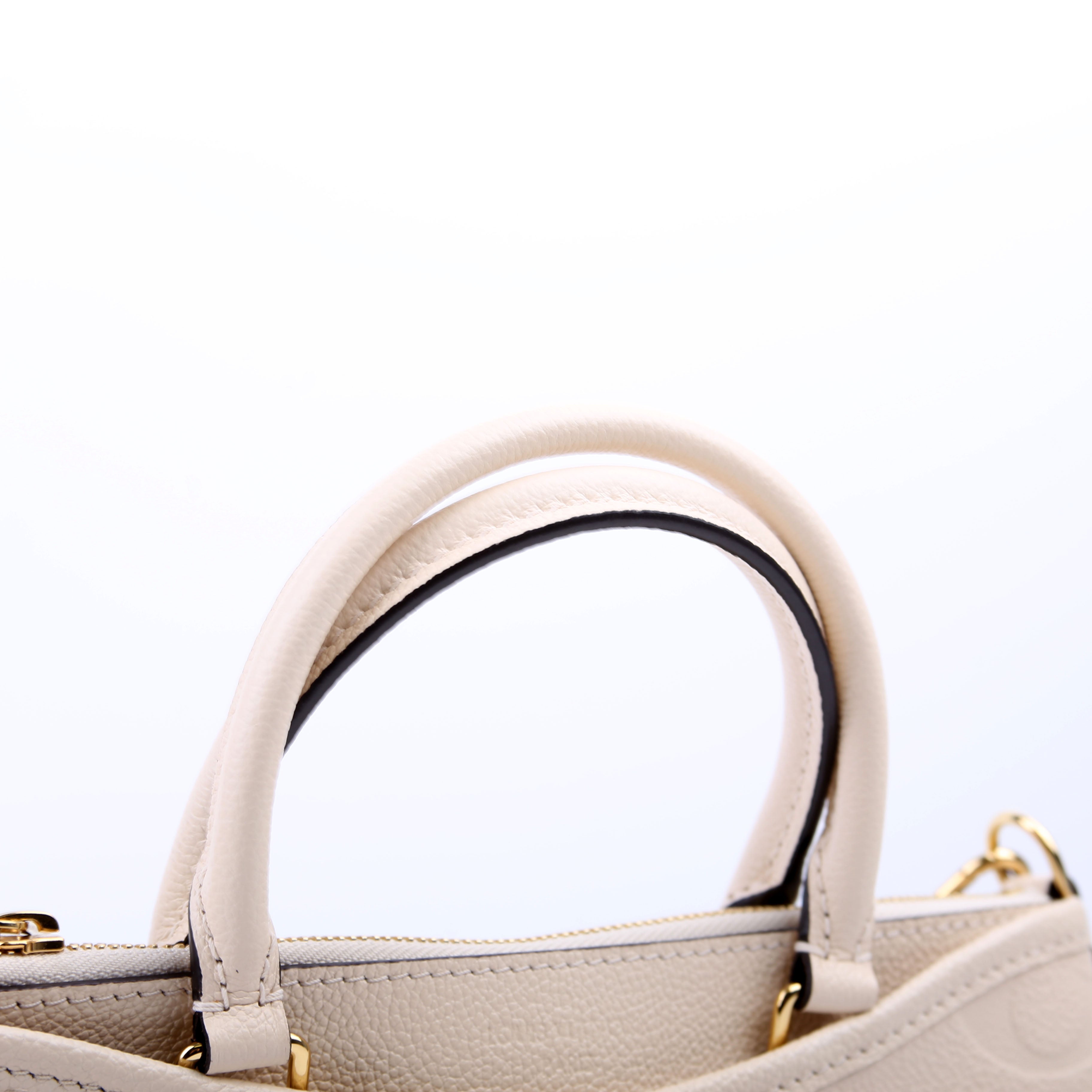 Trianon PM NM Giant Empreinte White