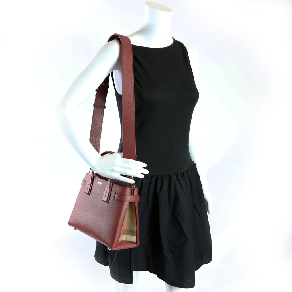 8068558 Banner Tote Small Burgundy