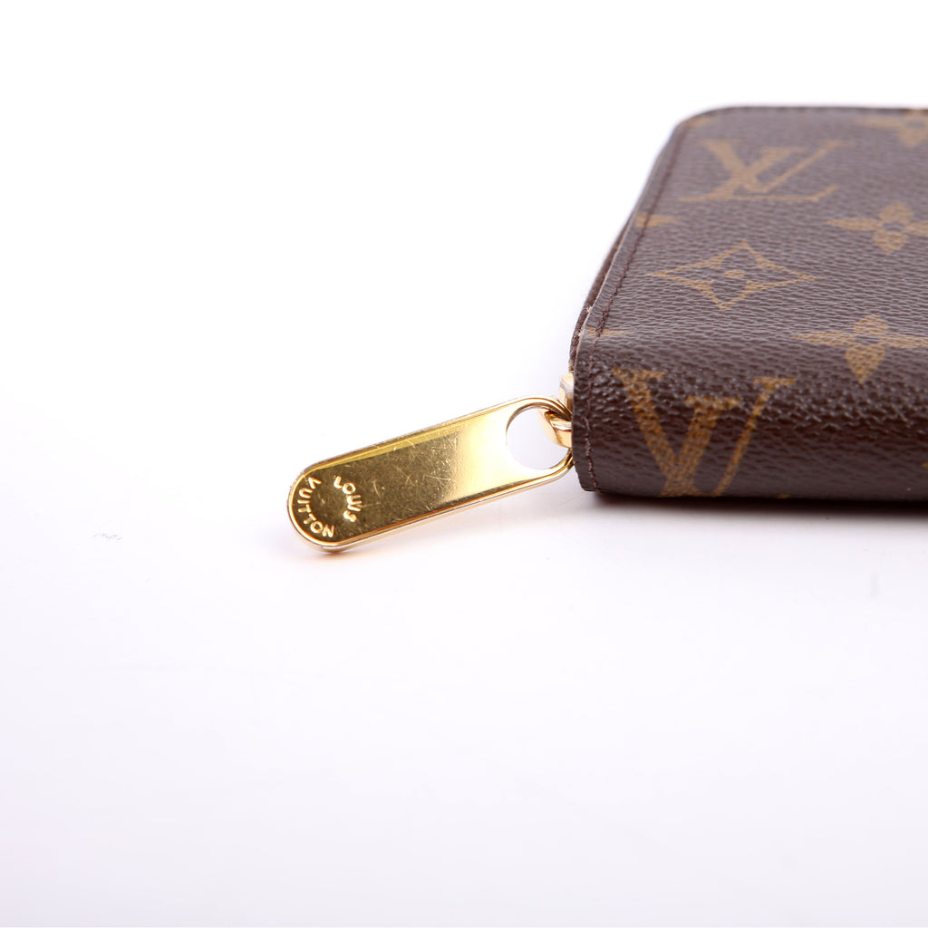 Zippy Wallet Monogram