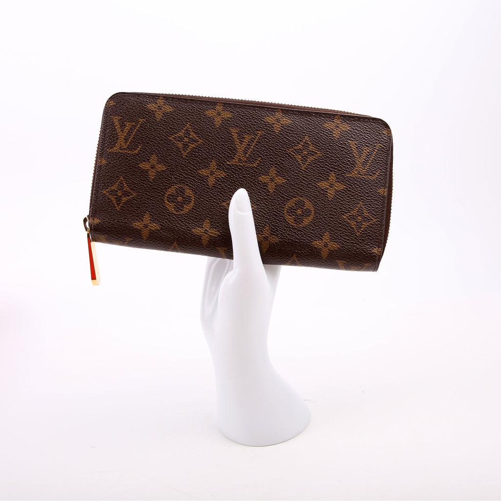 Zippy Wallet Monogram
