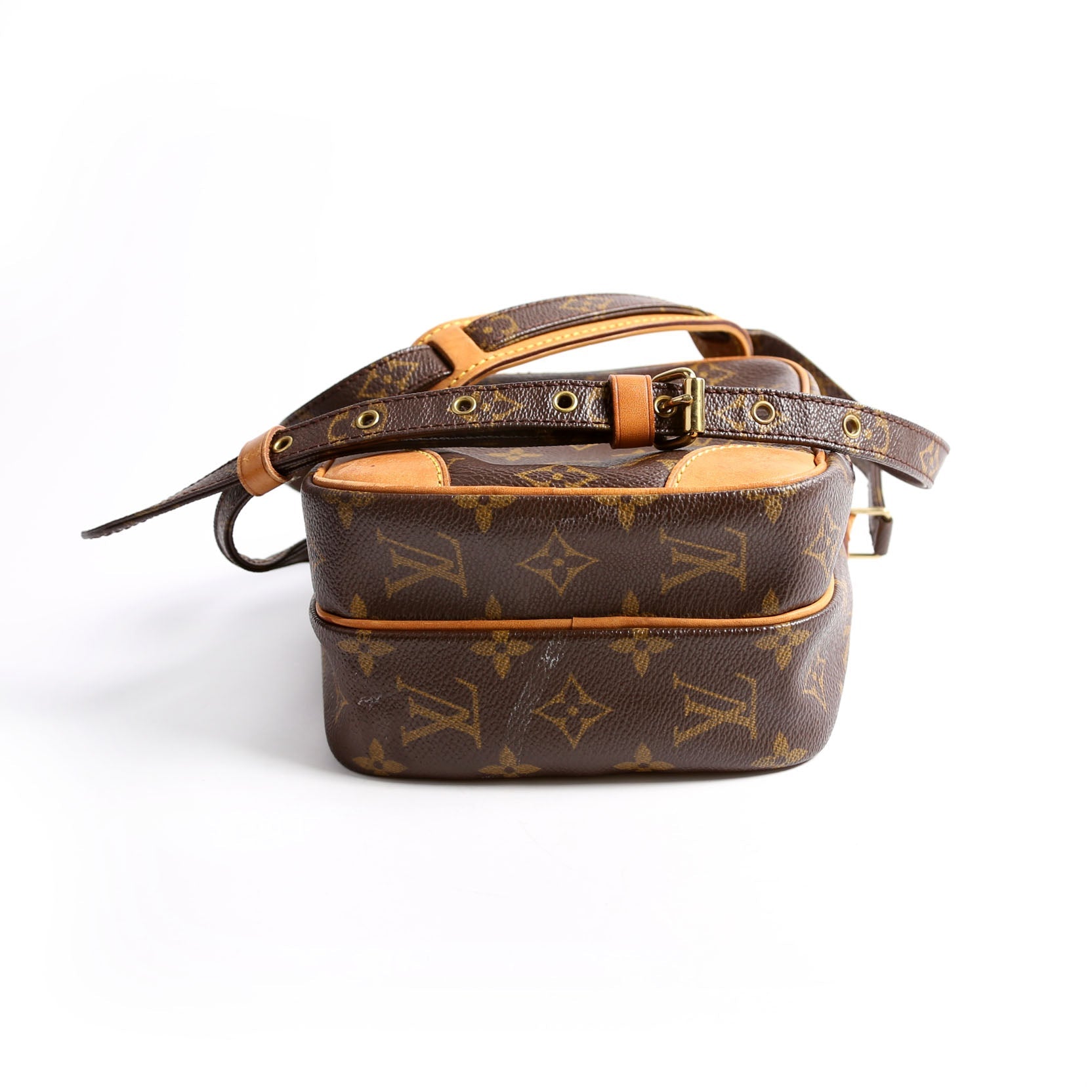 Amazone Monogram