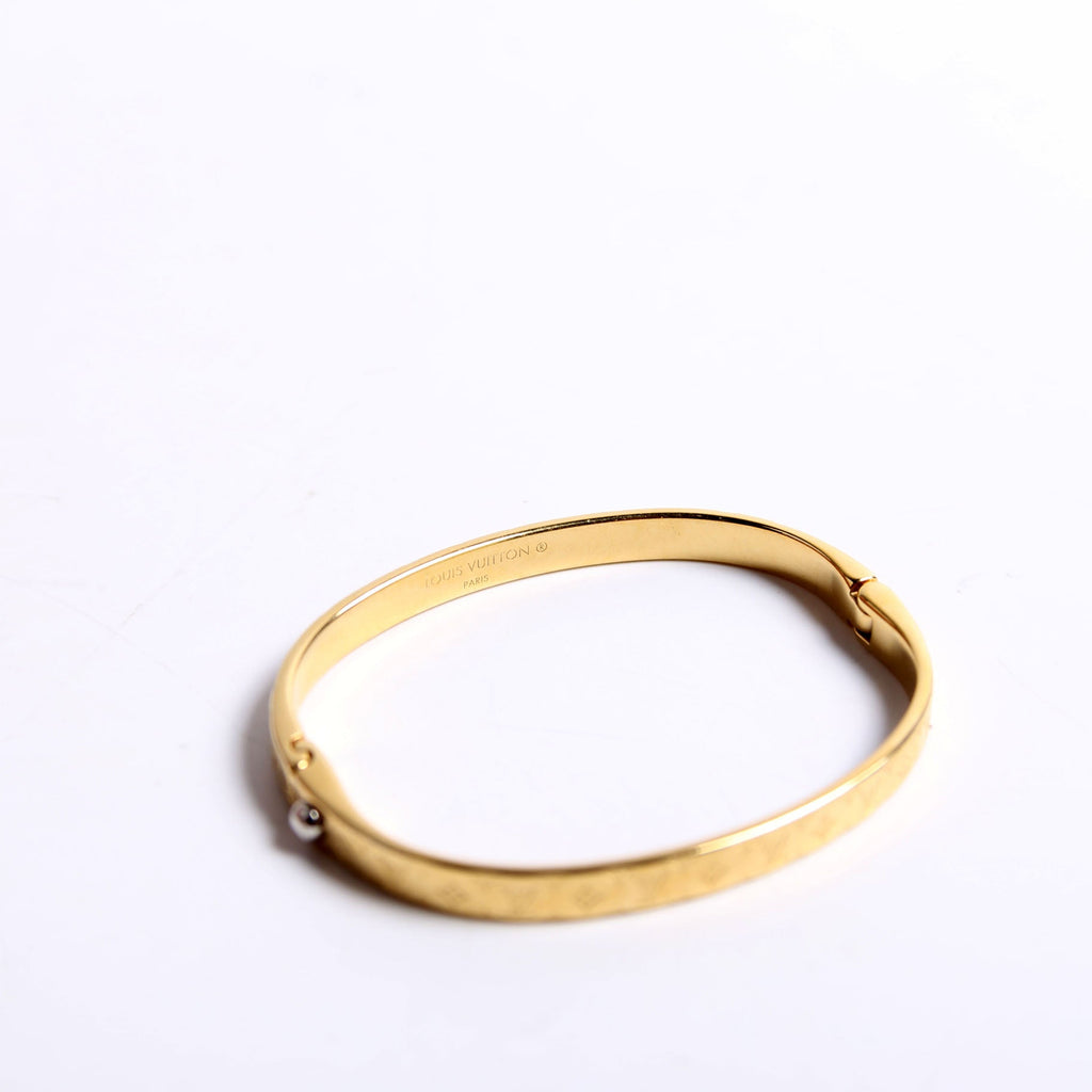 M1029M Nanogram Cuff Size Medium Gold