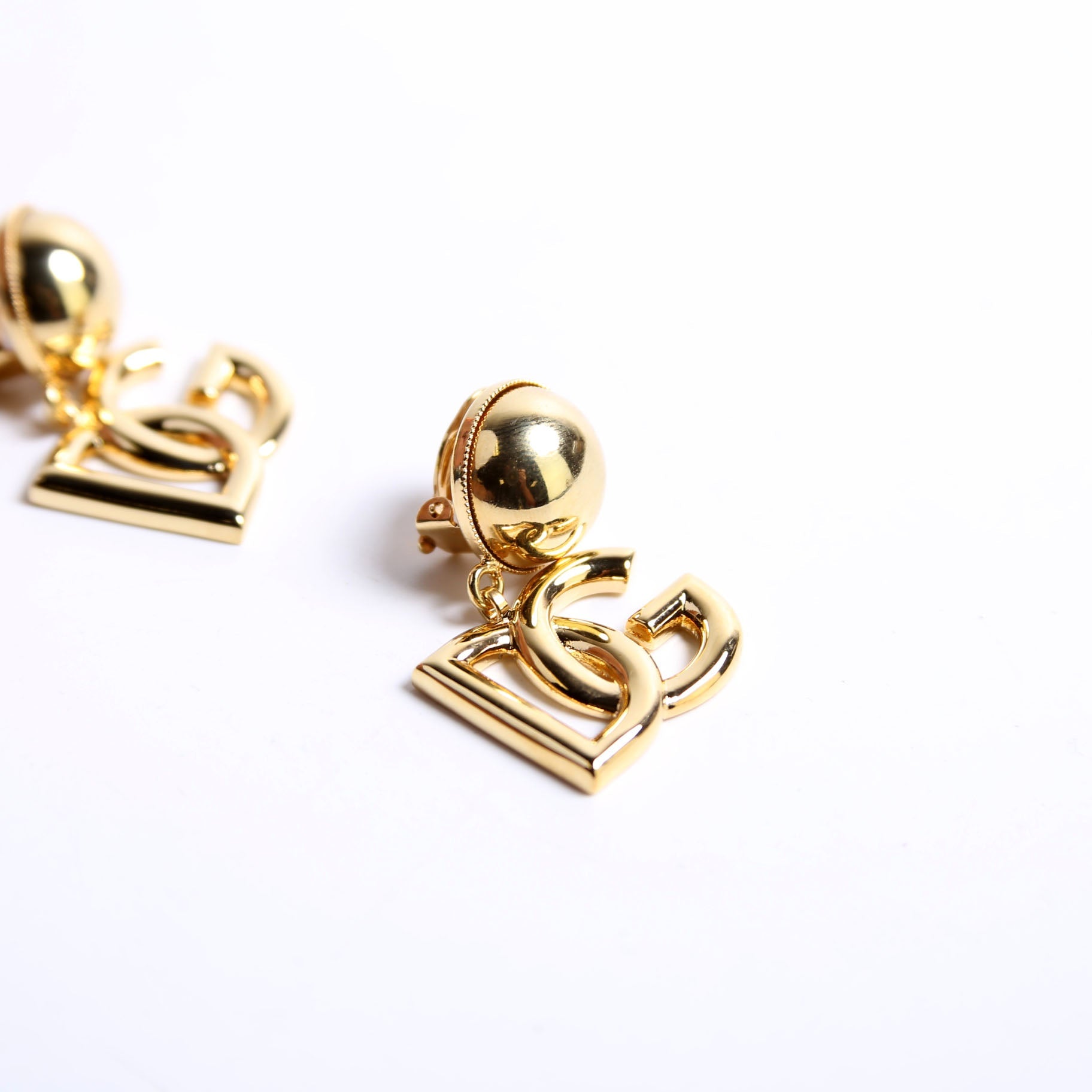 DG Logo Drop Clip-Ons
