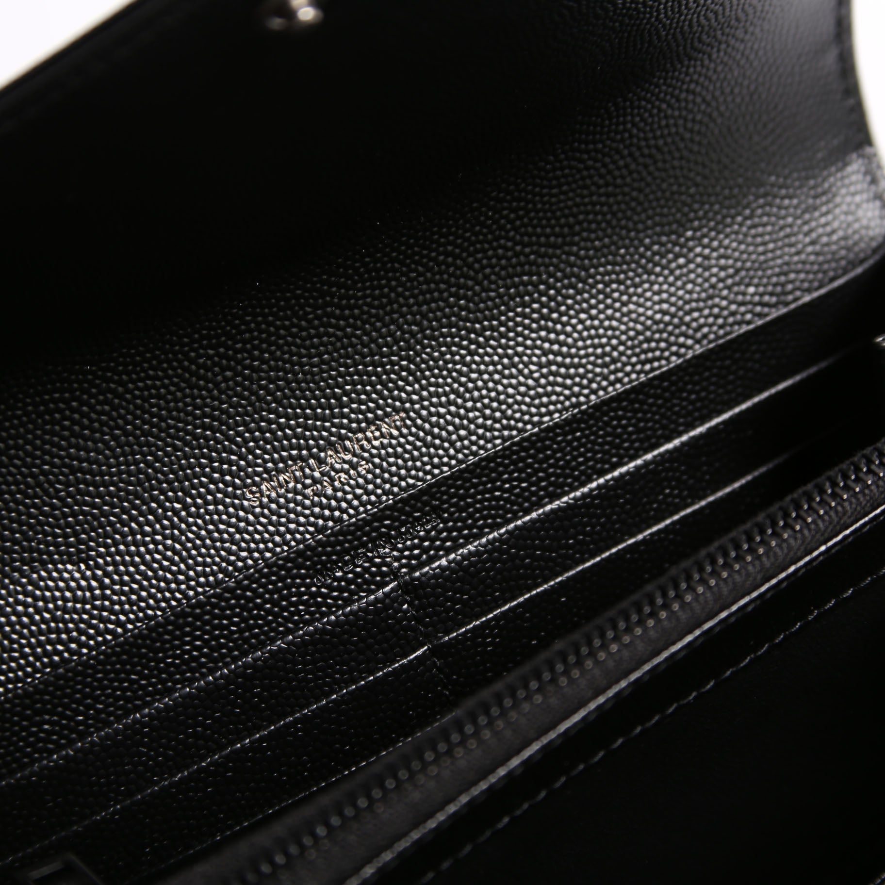 Flap Wallet Large Grain De 372264 Black