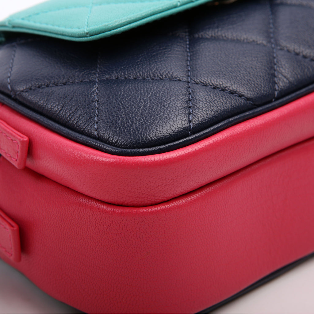 Tri-color In & Out Waist Bag Quilted Goatskin 29M