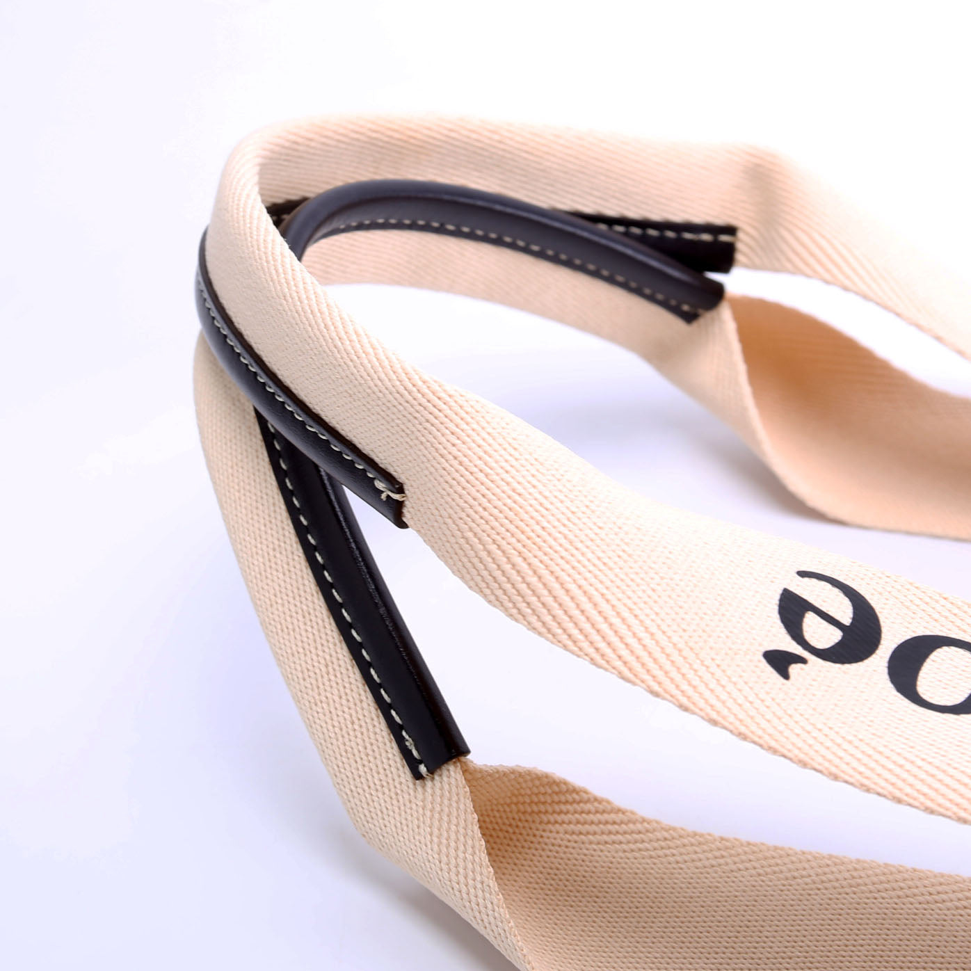Woody Ribbon Tote Medium Black/Beige