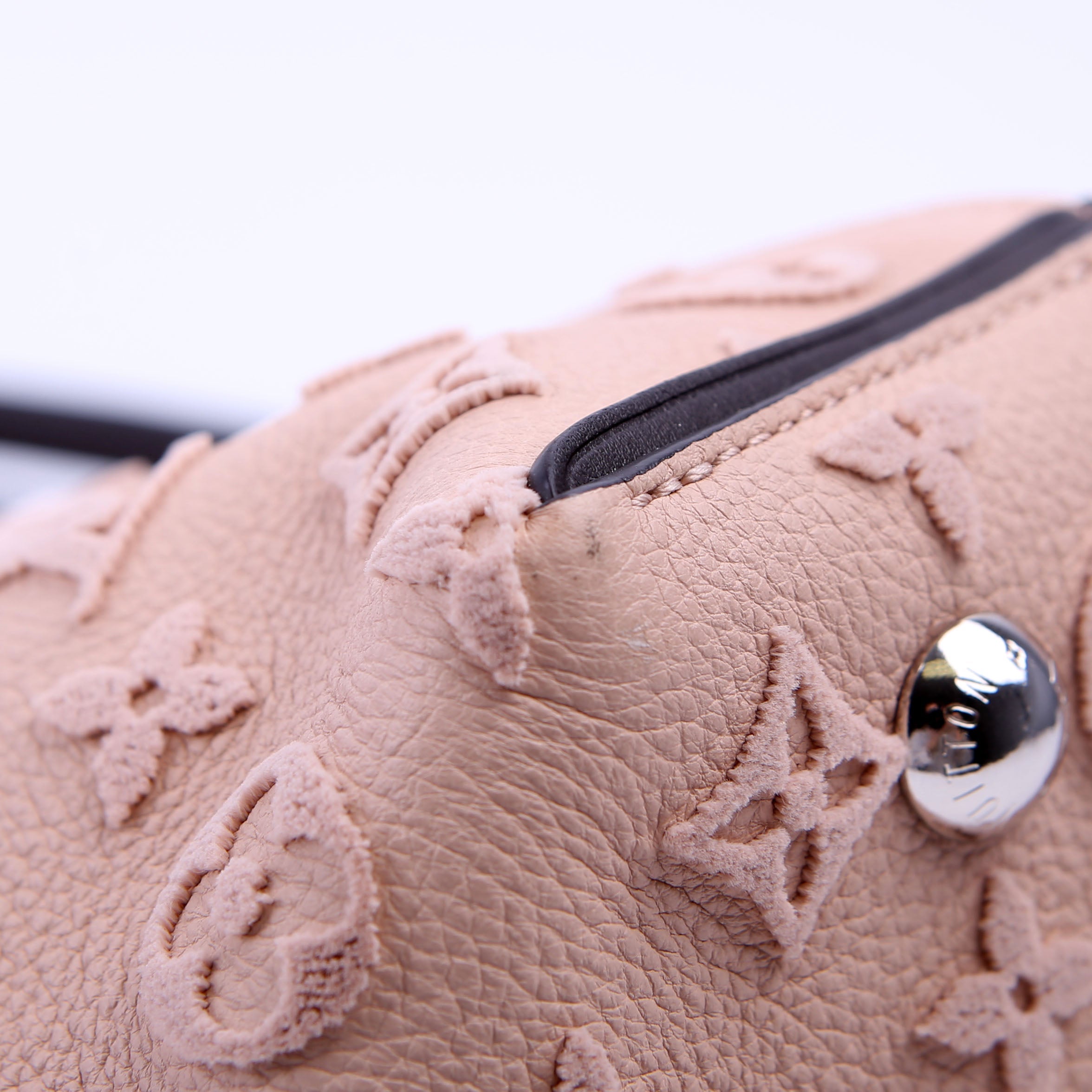 W Tote Veau Cachemire Calfskin Tan/Brown