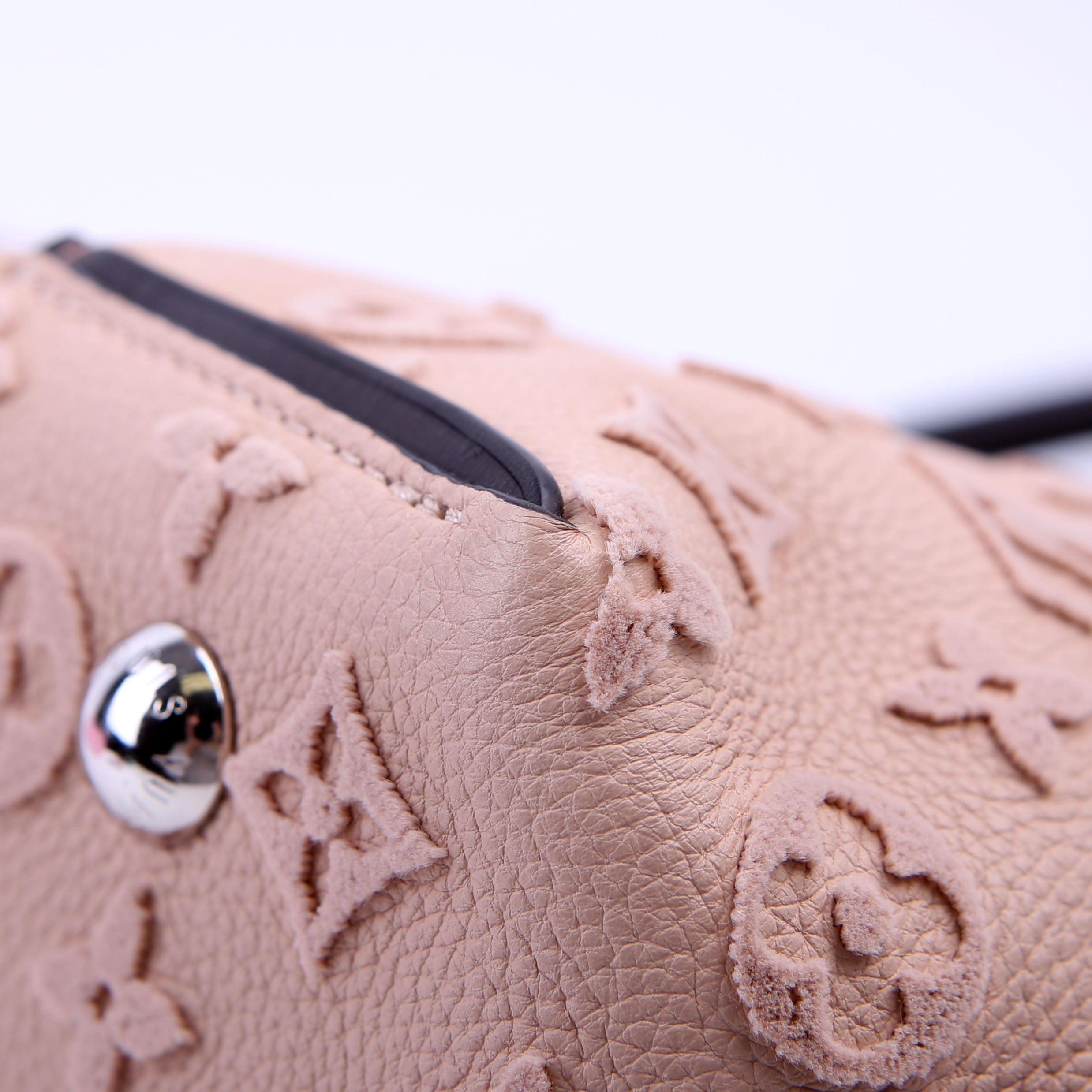 W Tote Veau Cachemire Calfskin Tan/Brown