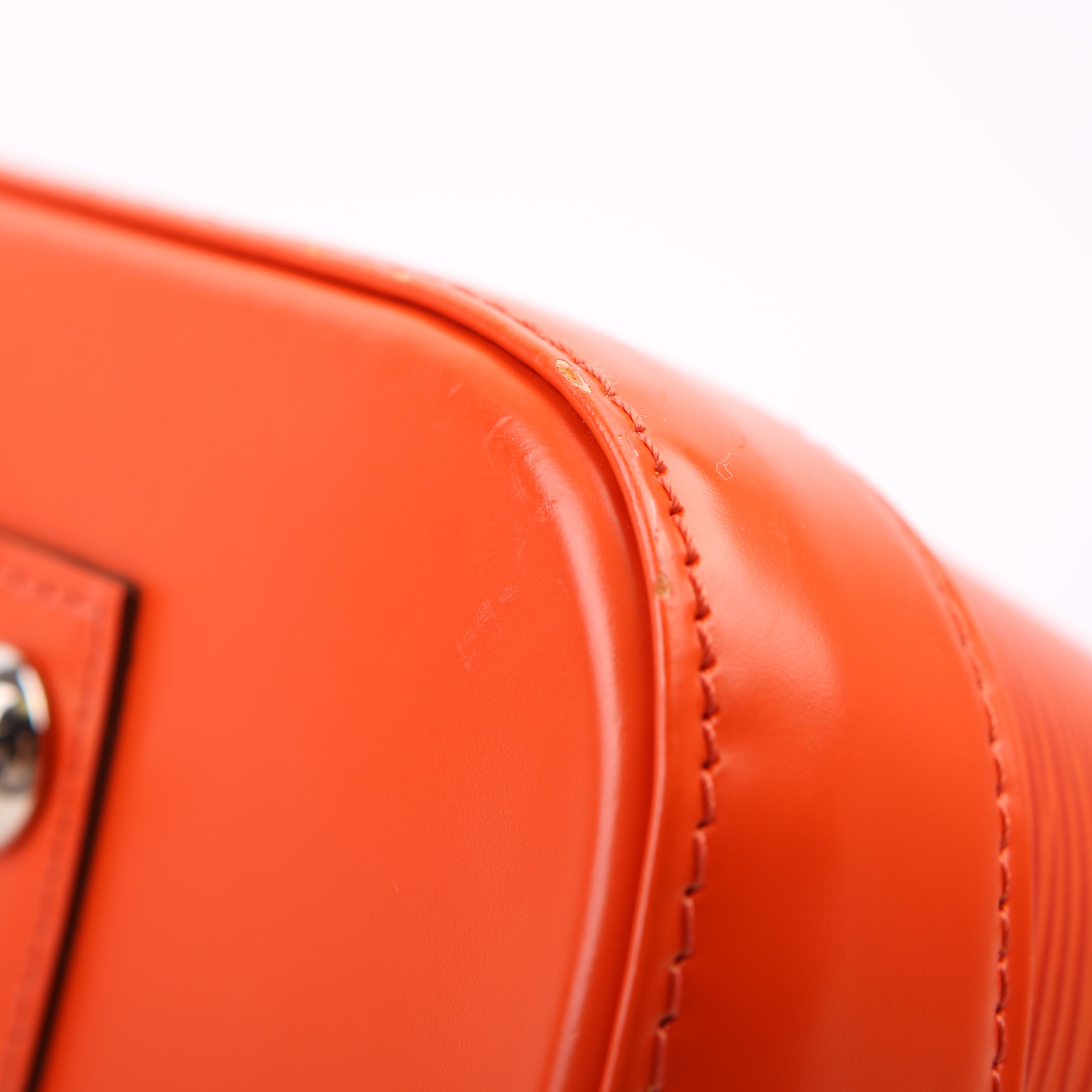 Alma MM NM Epi Orange