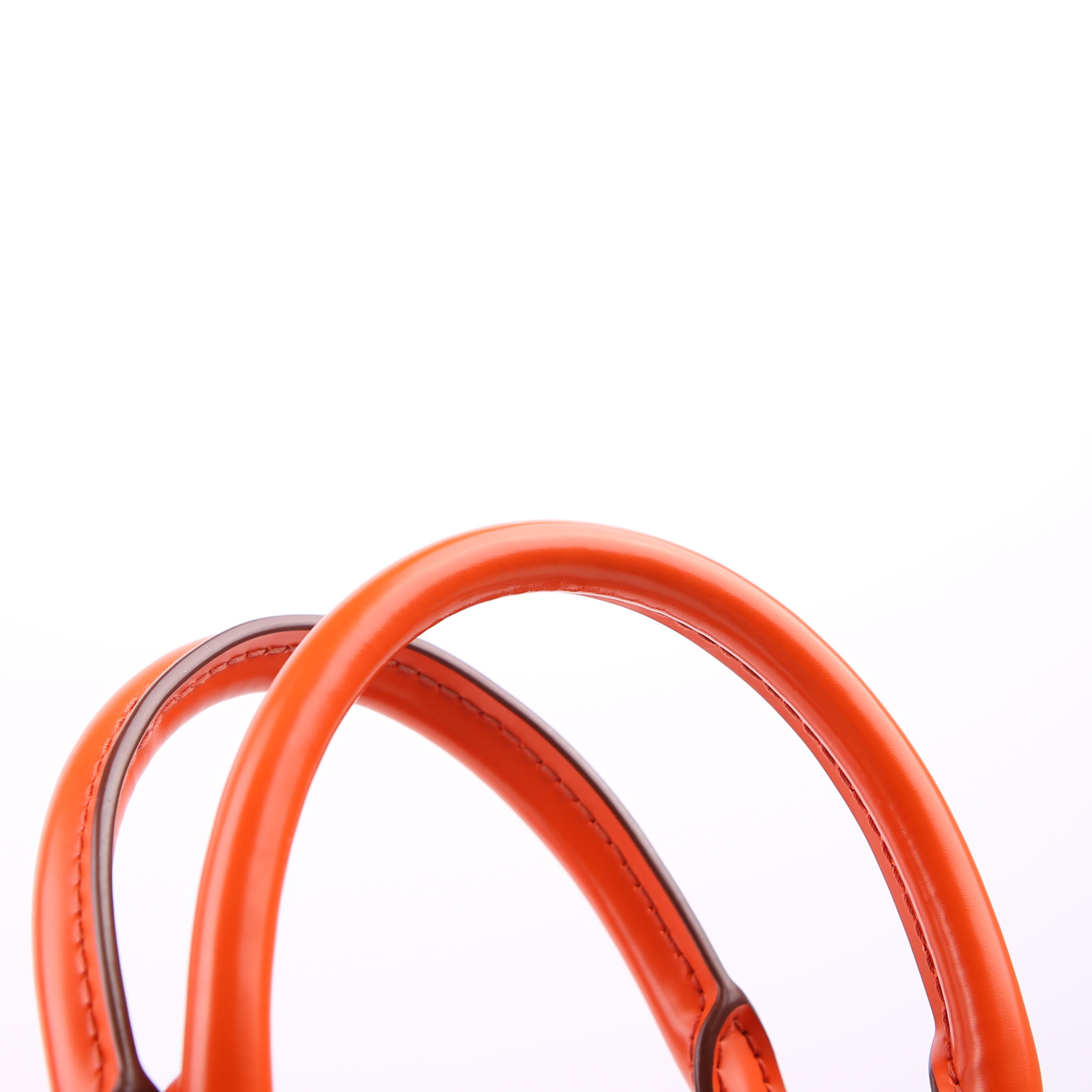 Alma MM NM Epi Orange