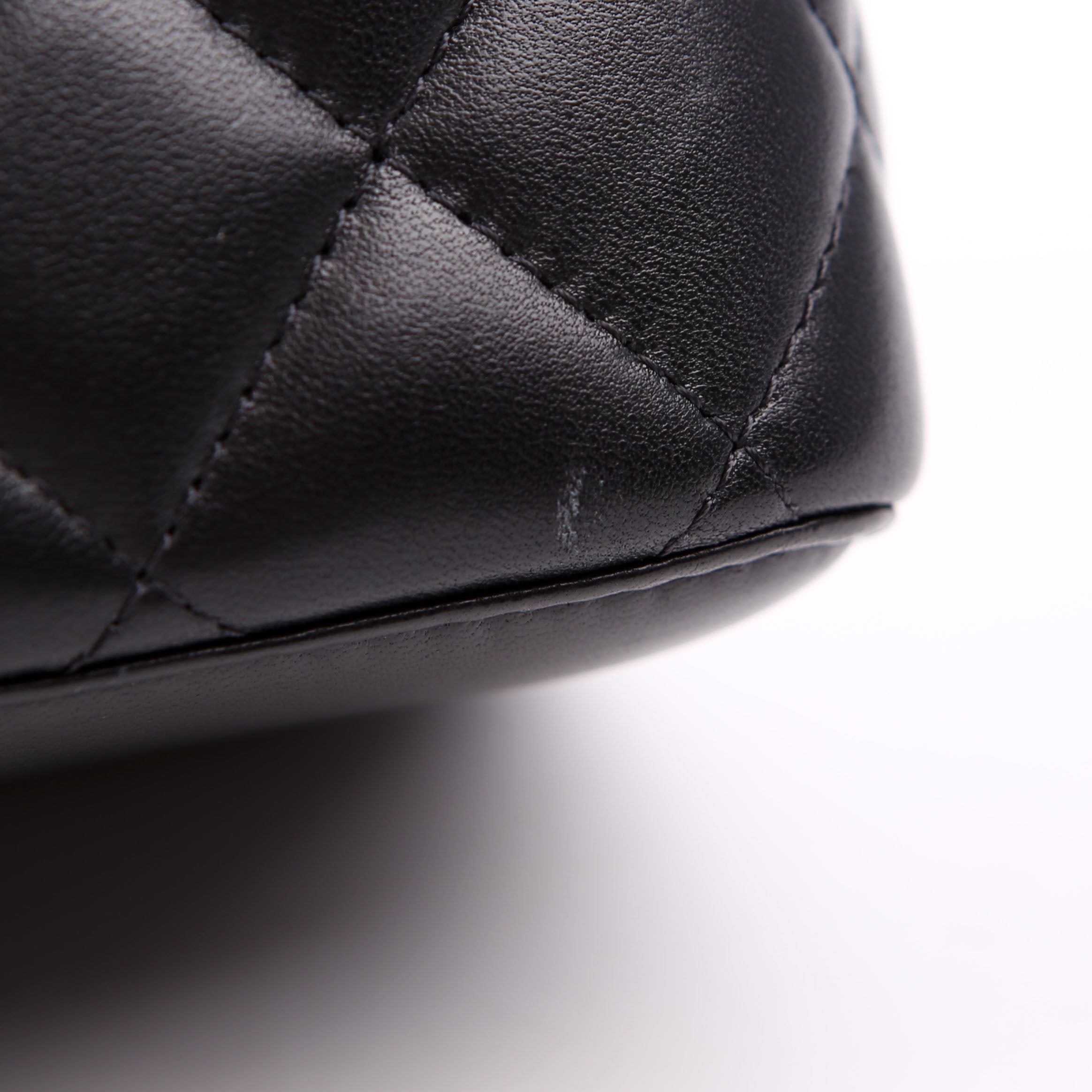 Vanity Case Small with Chain Lambskin 30M Black