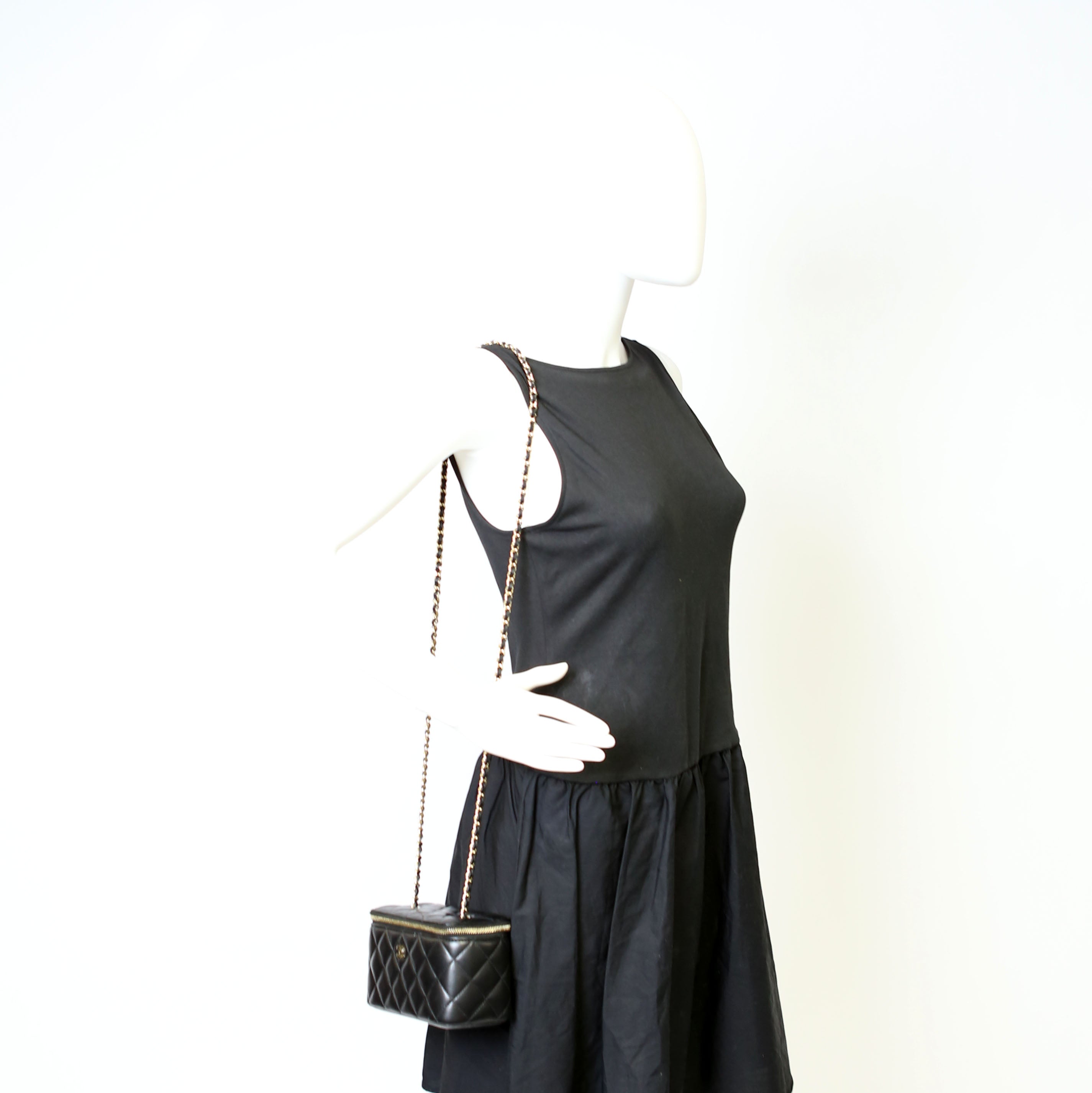 Vanity Case Small with Chain Lambskin 30M Black
