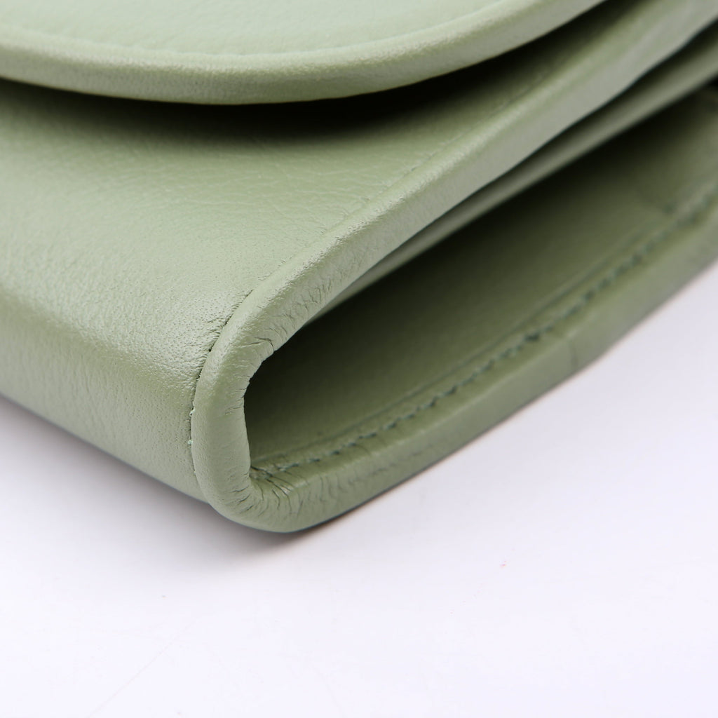 725219 Blondie Leather Chain Wallet Green