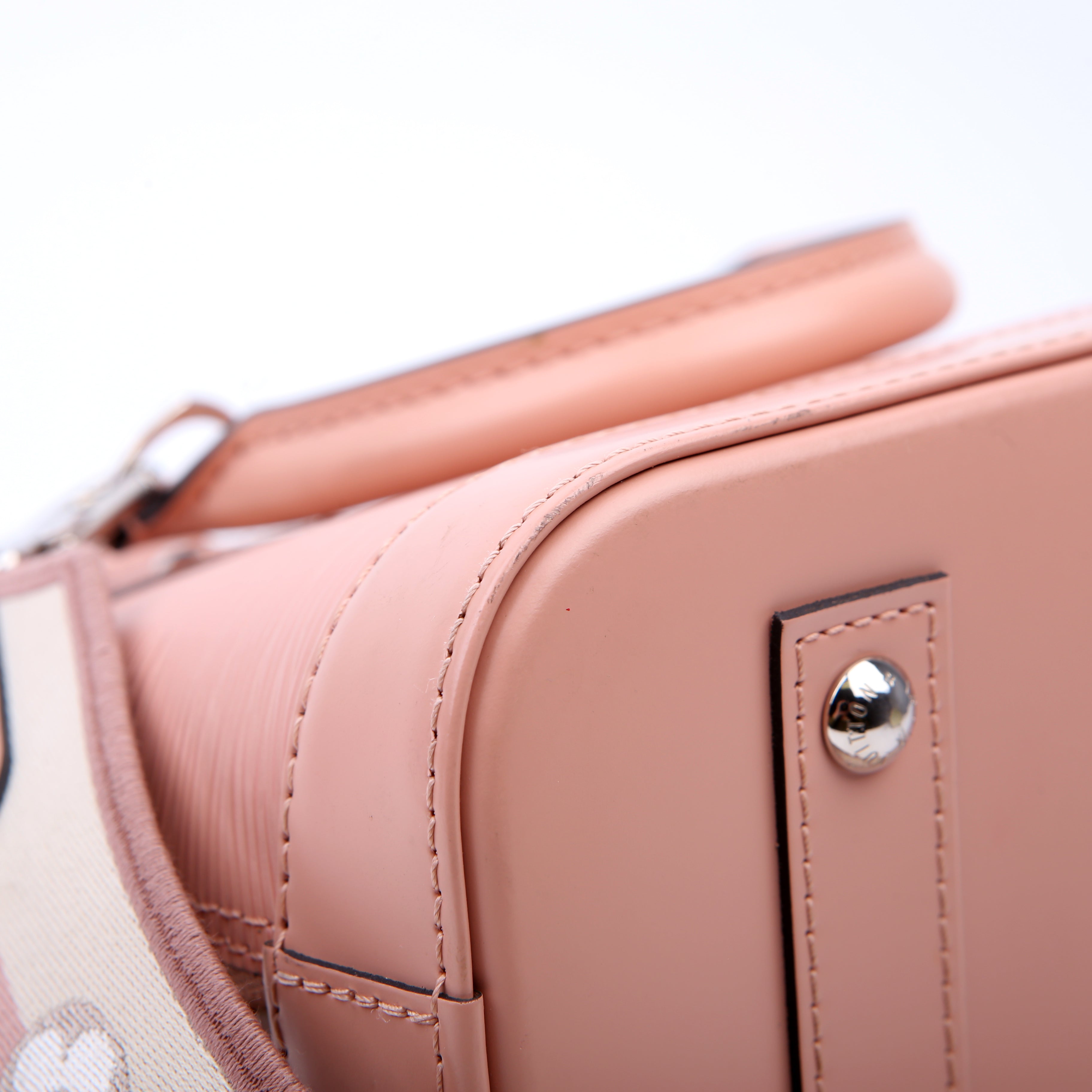 Alma BB With Strap Epi Pink