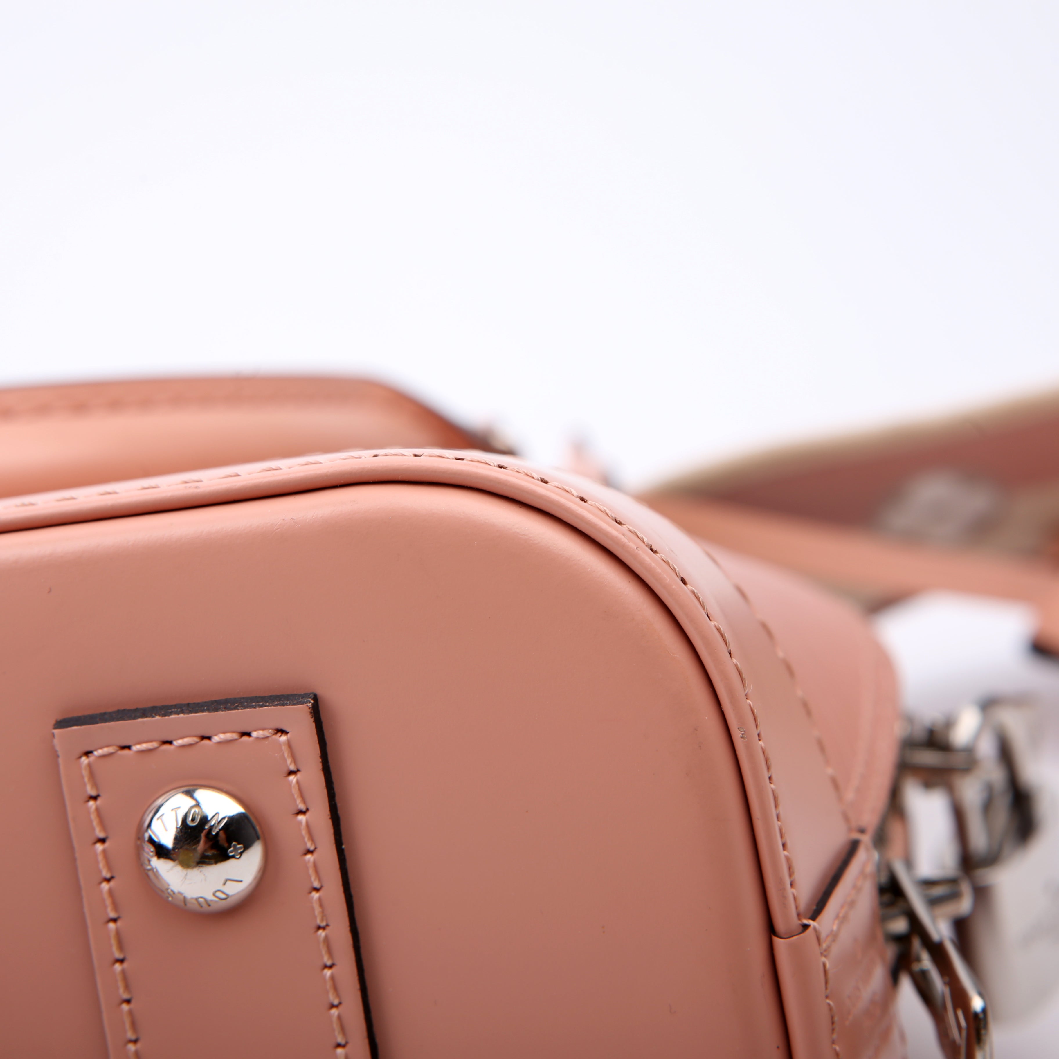 Alma BB With Strap Epi Pink