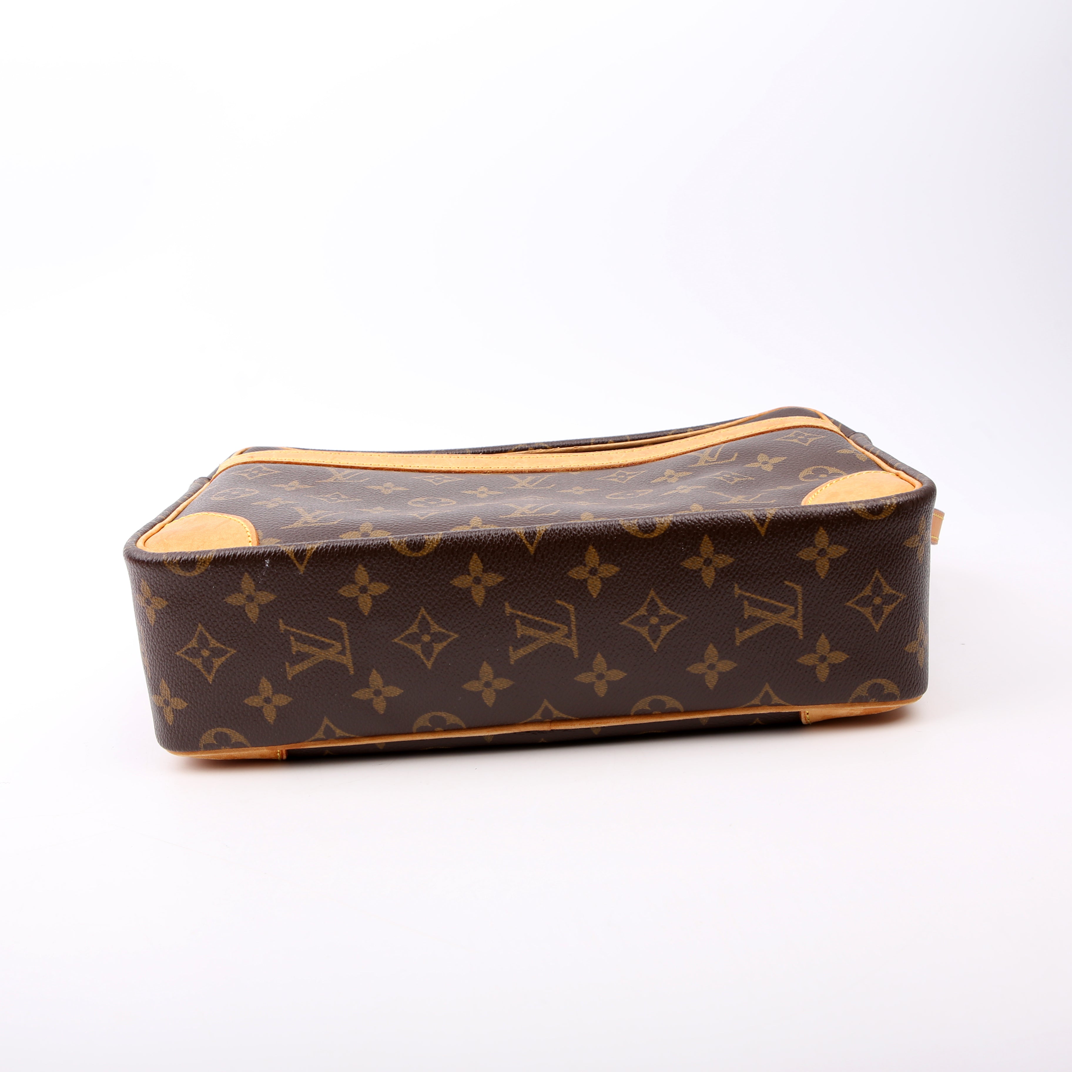 Trocadero 30 Monogram