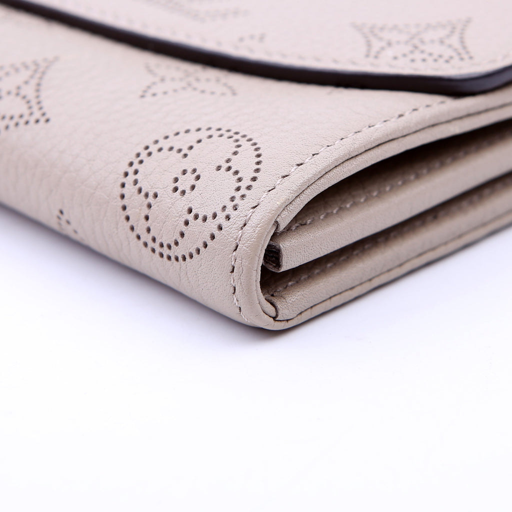 Iris Wallet Mahina Taupe