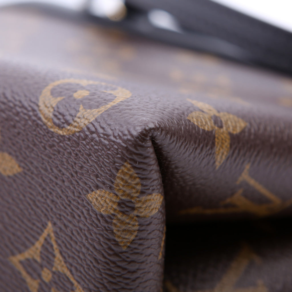 Locky BB Monogram Black