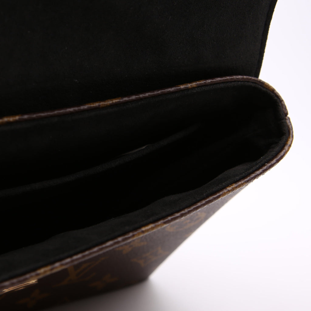 Locky BB Monogram Black
