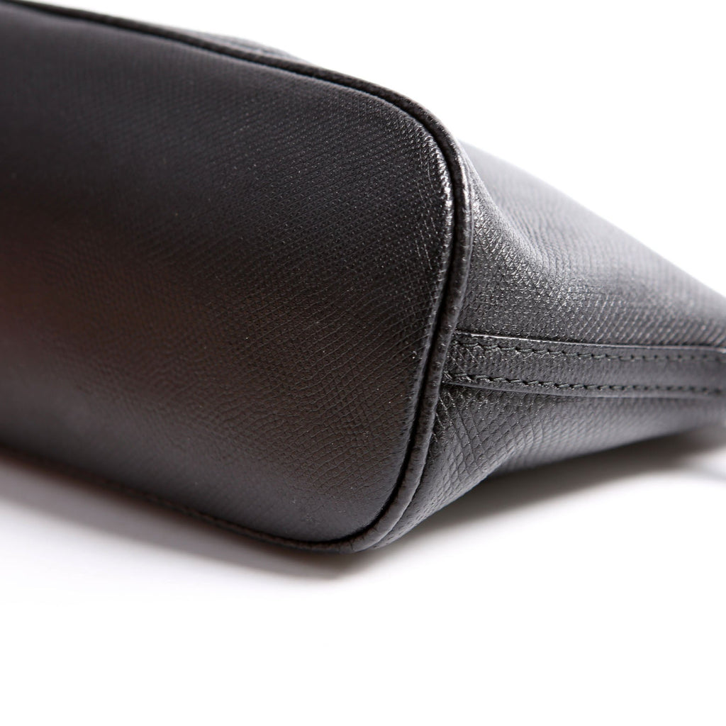 250001 Boat Pochette Lizard Embossed Calf Leather Black