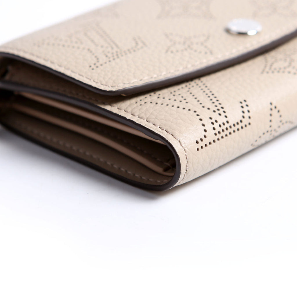 Victorine Wallet Mahina Turtledove