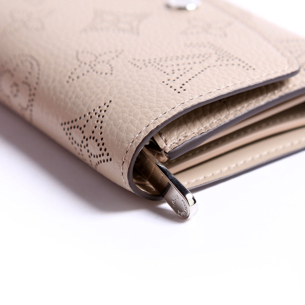 Victorine Wallet Mahina Turtledove