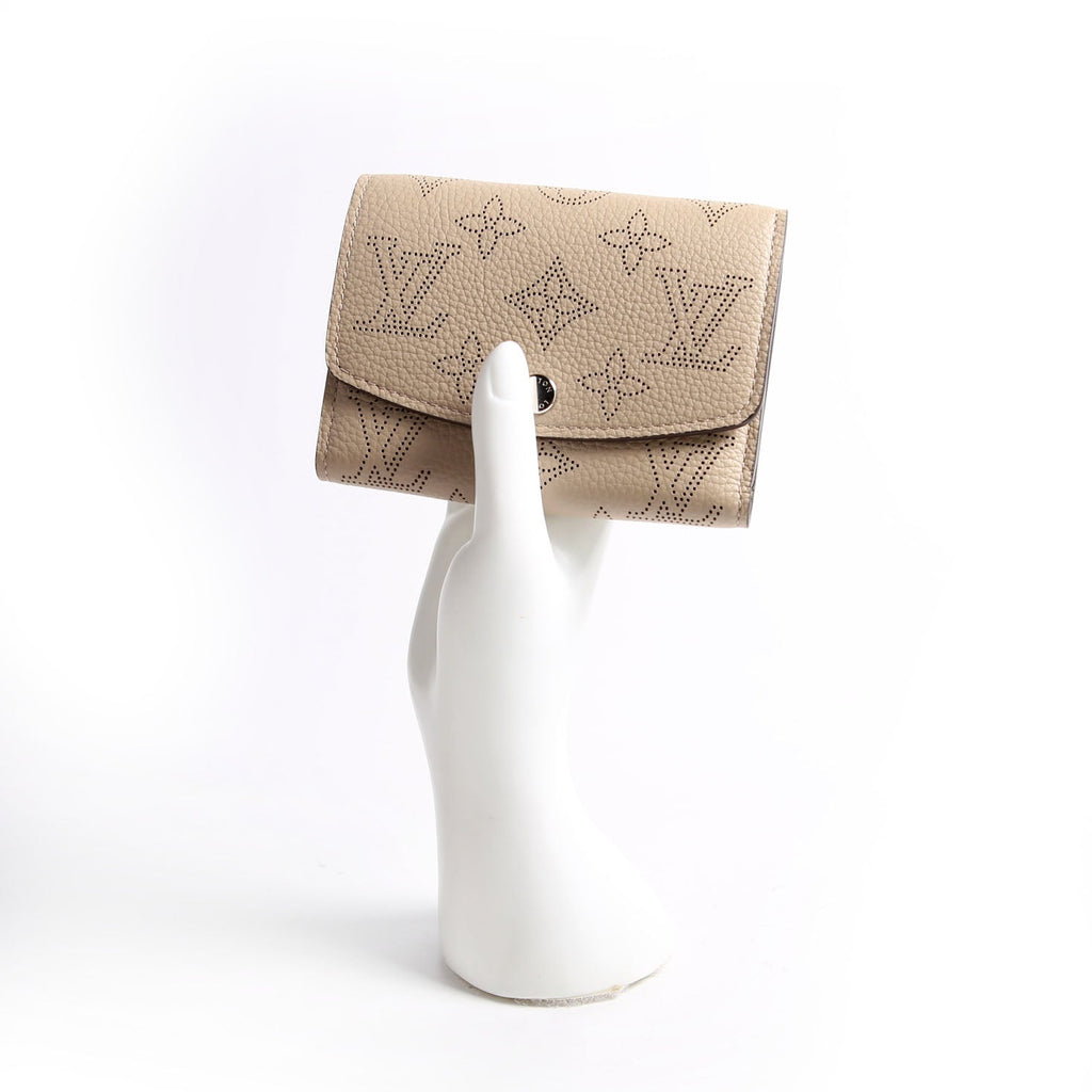 Victorine Wallet Mahina Turtledove