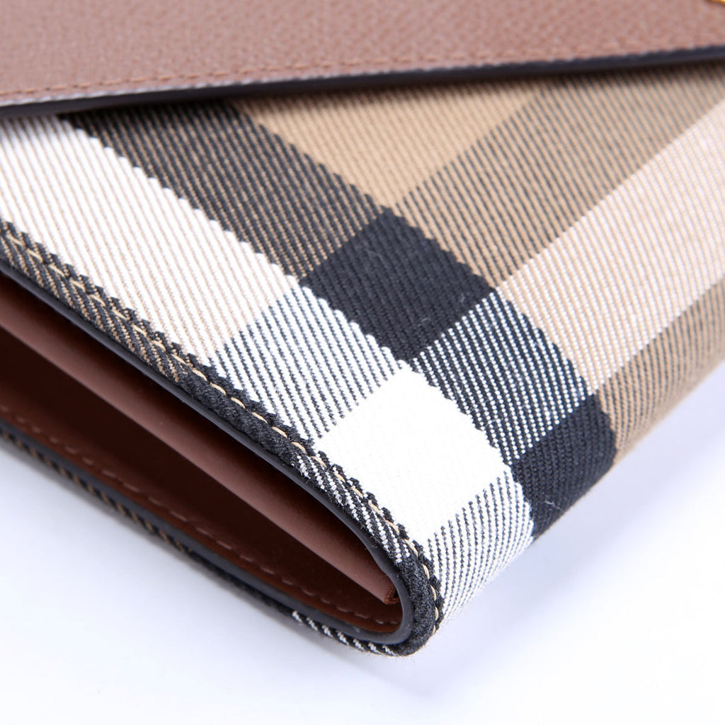 Vintage Check Hannah Strap Wallet