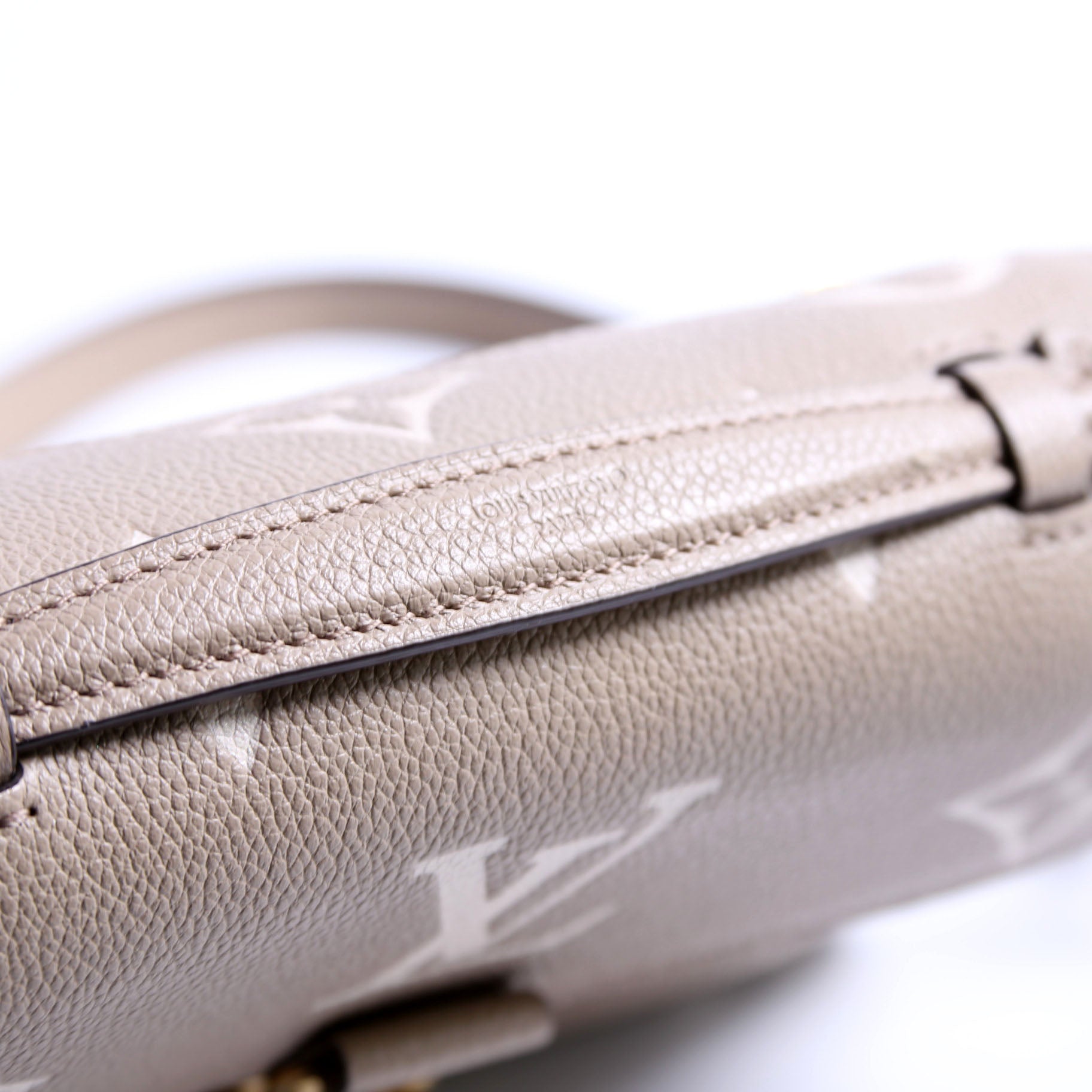 Pochette Metis East West Bicolor Empreinte Turtle Dove