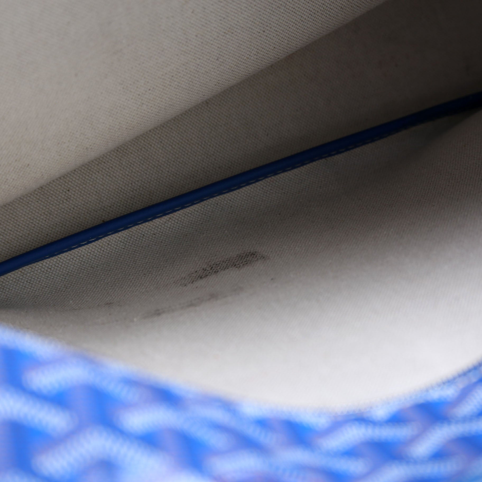 Artois PM Tote Tote Blue