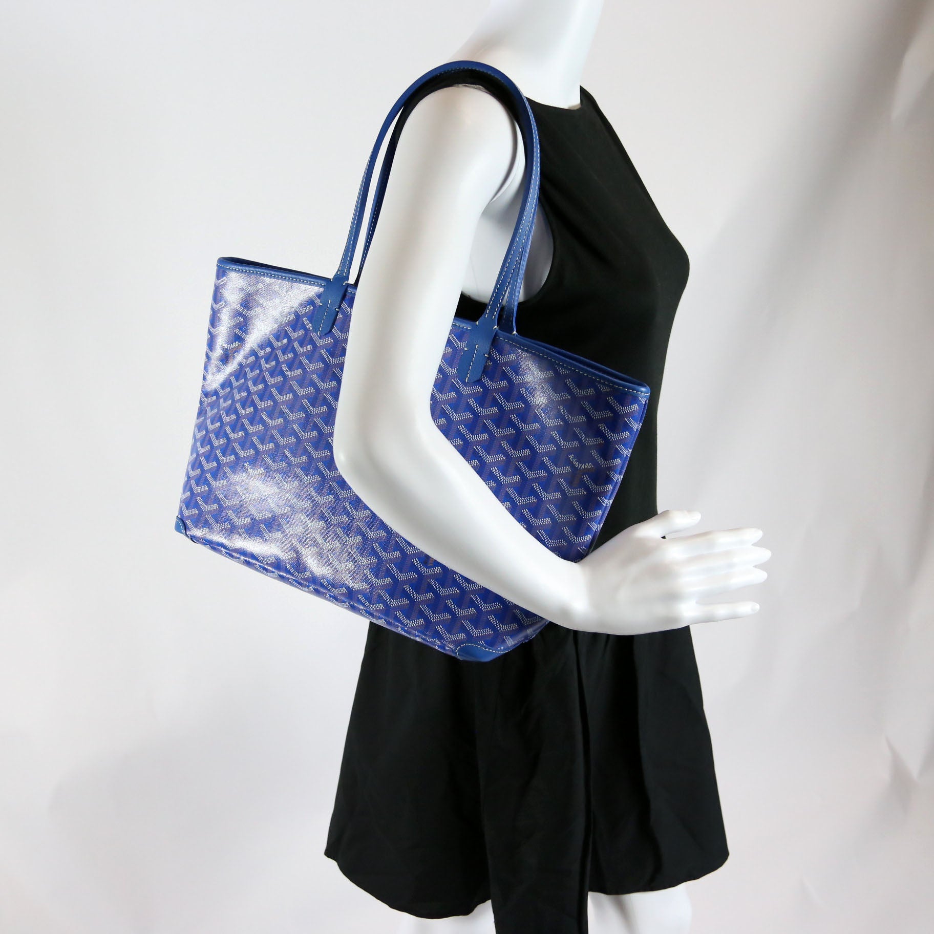 Artois PM Tote Tote Blue