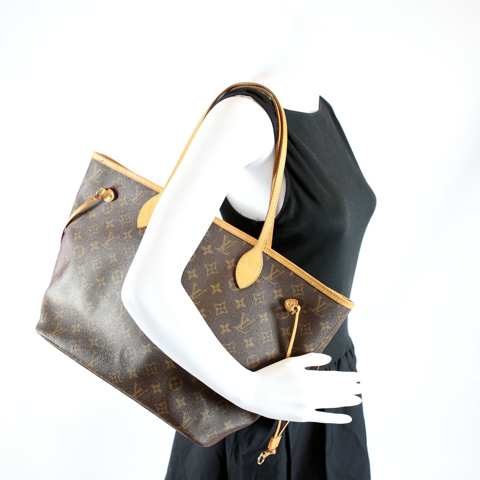 Neverfull MM Monogram