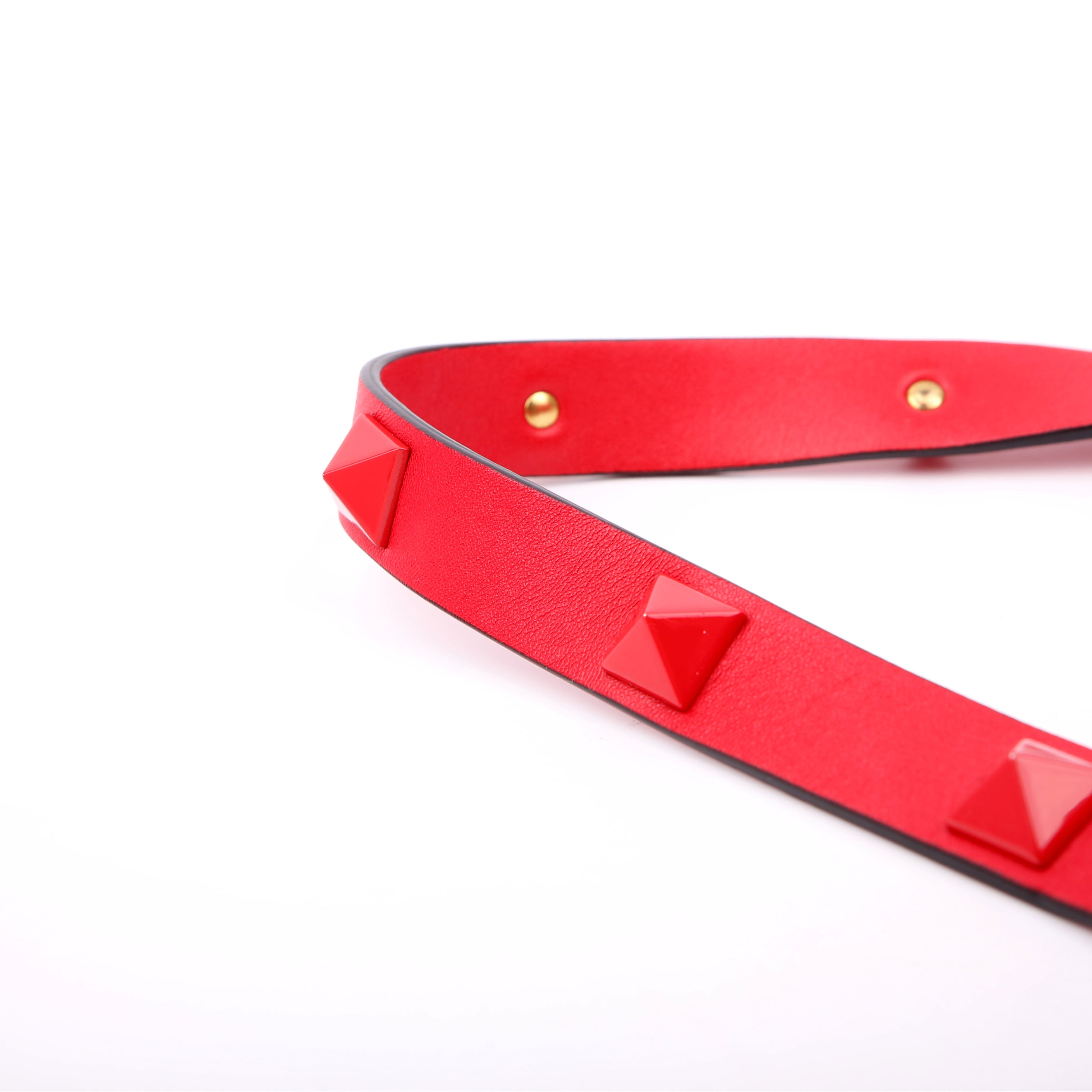 Roman Stud Monochrome Medium Red