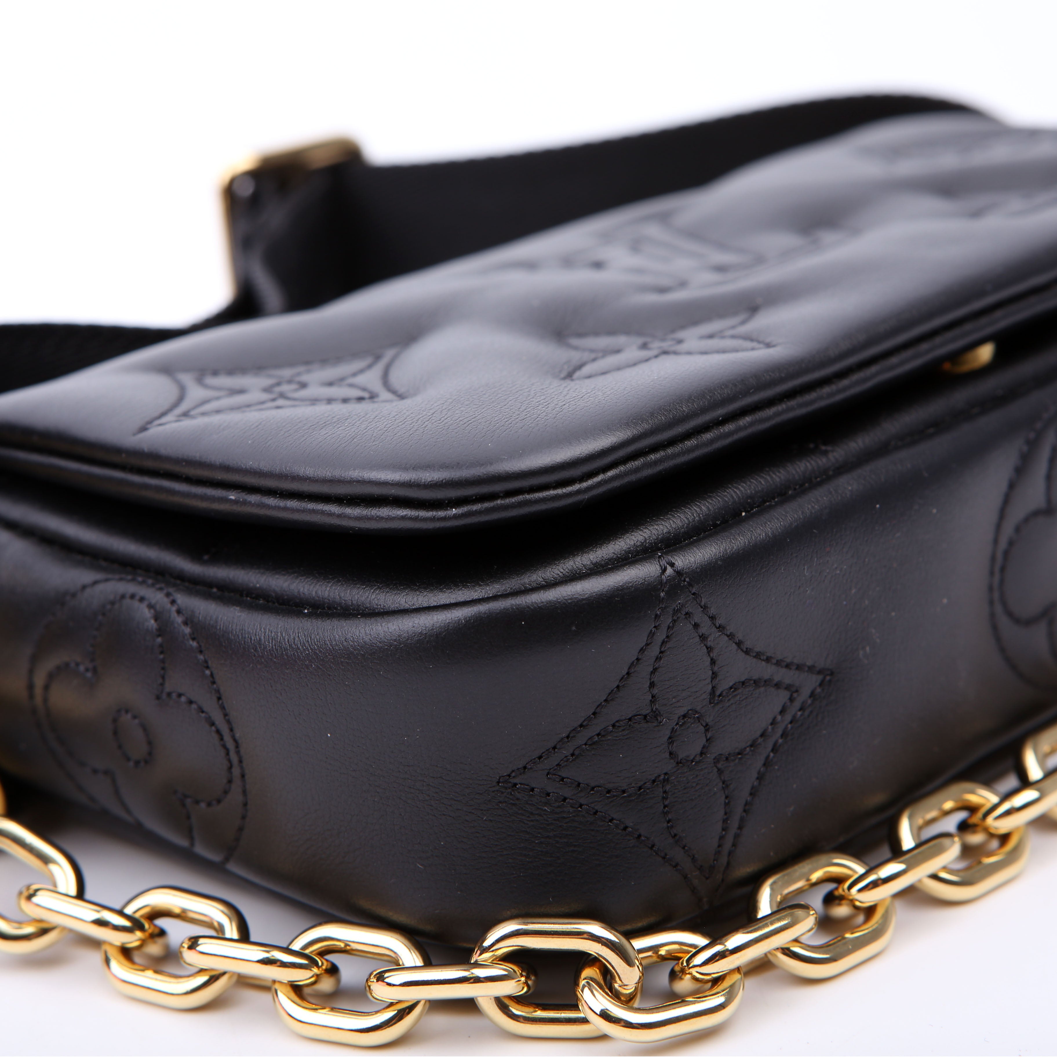 Wallet On Strap Bubblegram Black
