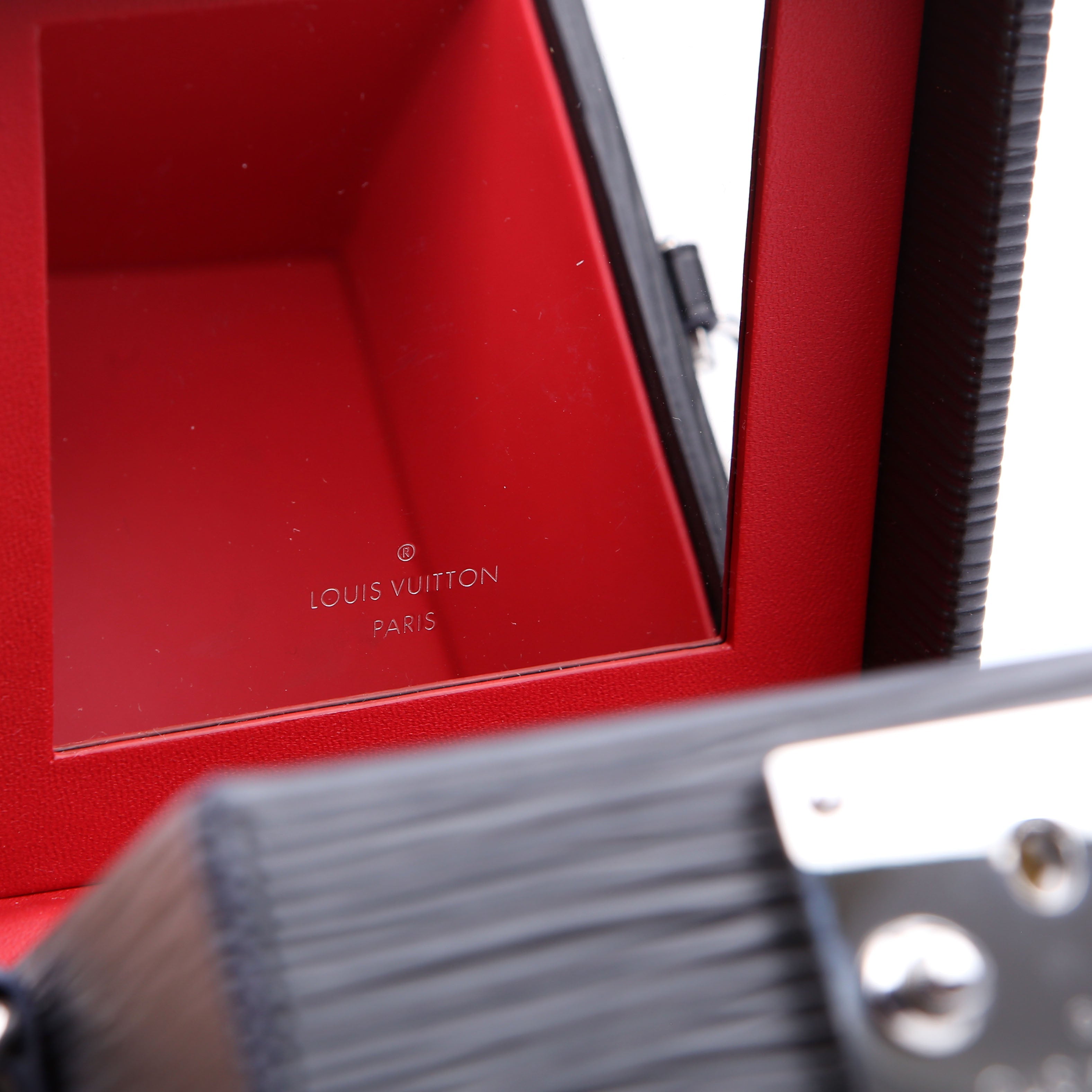 Bleeker Box Epi Black