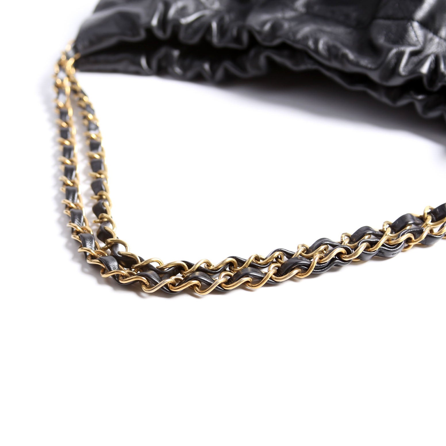 Chanel 22 Quilted Medium Hobo RFID Black