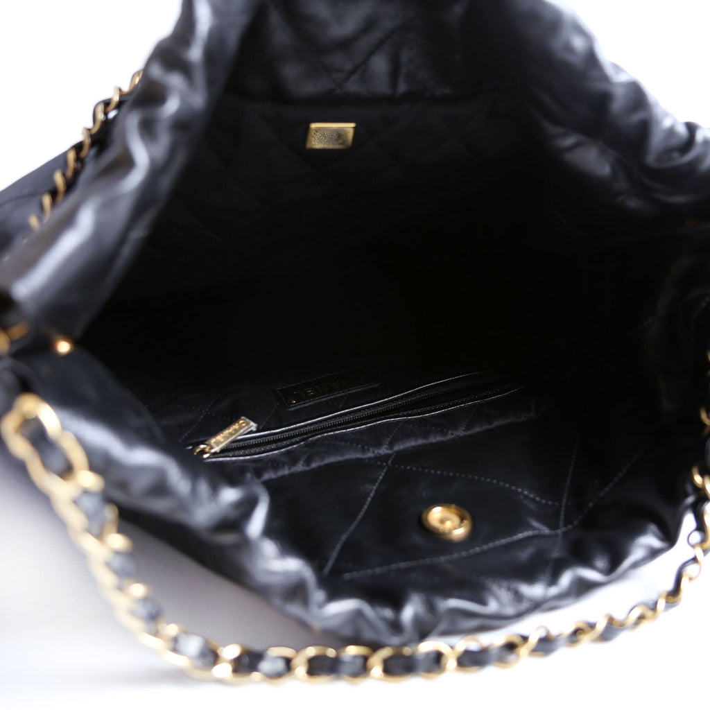 Chanel 22 Quilted Medium Hobo RFID Black